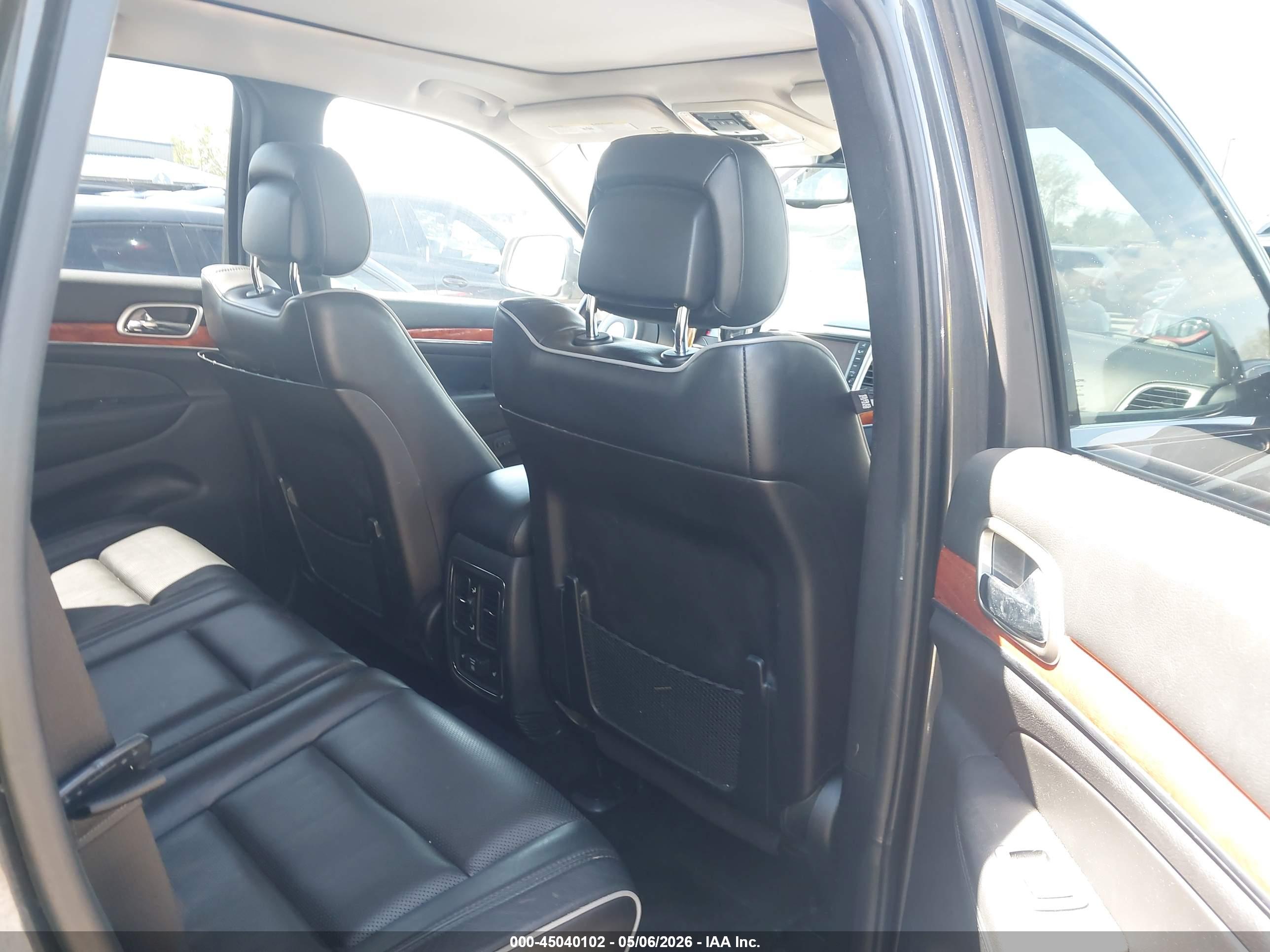 JEEP GRAND image 8