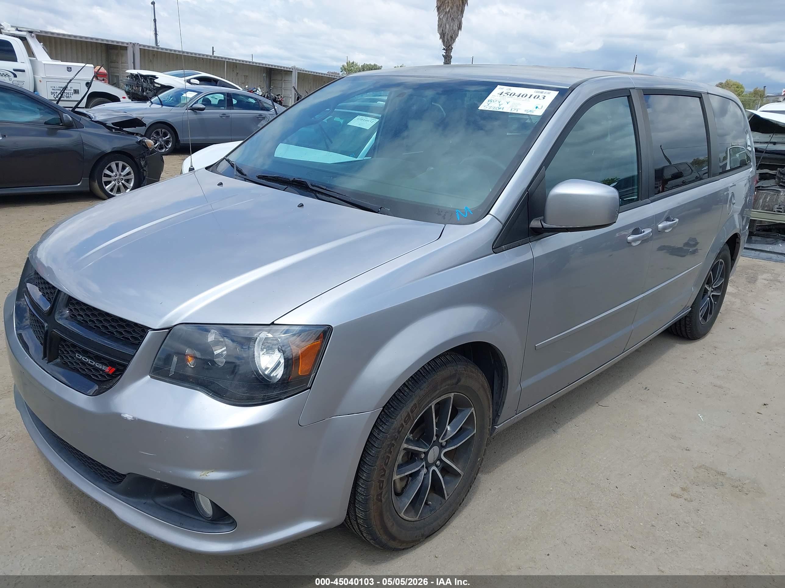 DODGE GRAND image 2