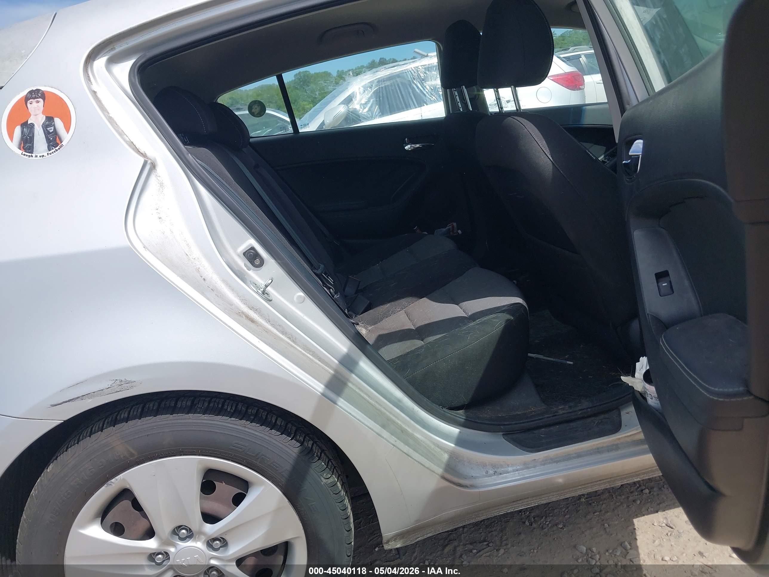 KIA FORTE image 8