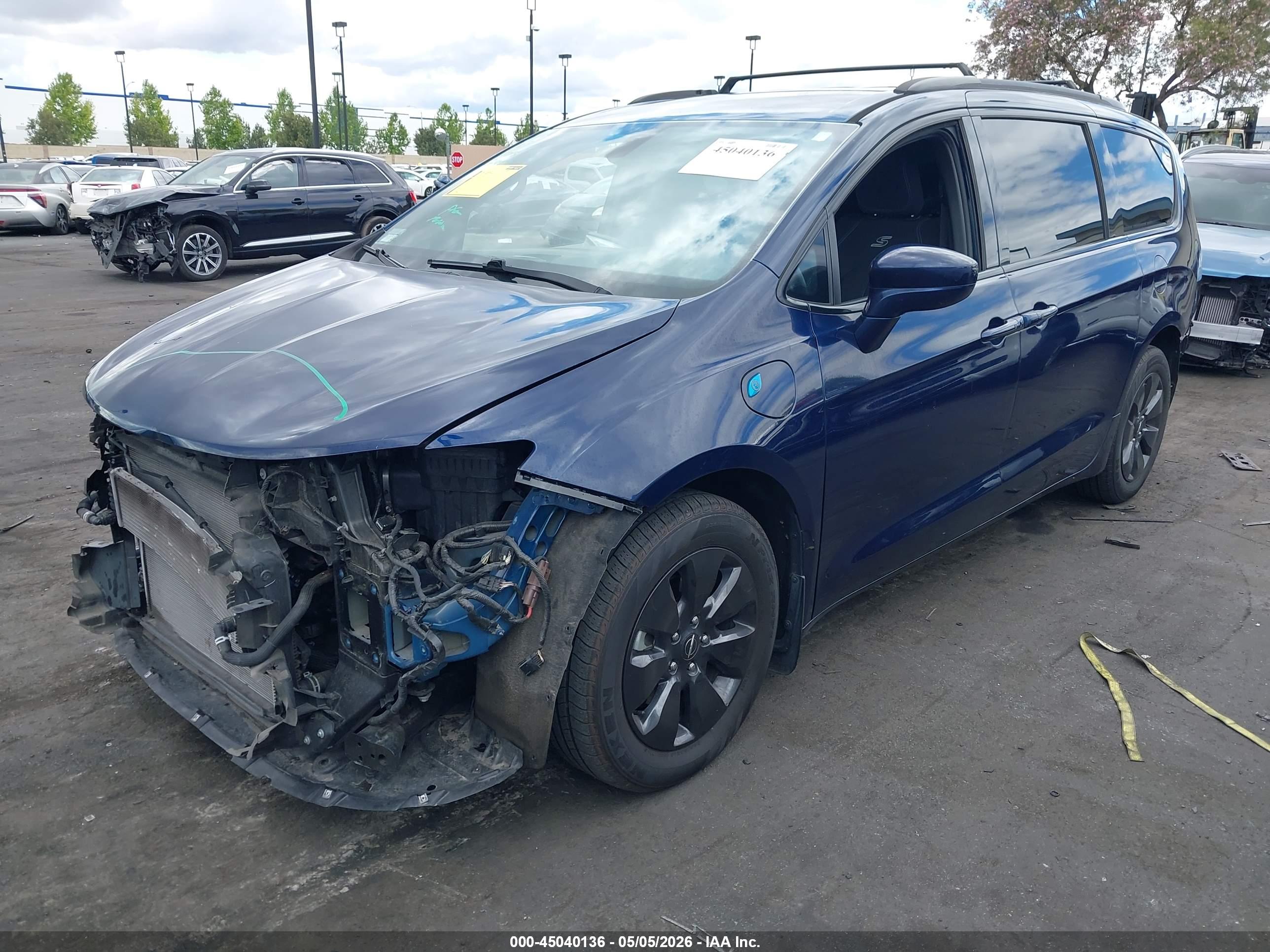 CHRYSLER PACIFICA image 2