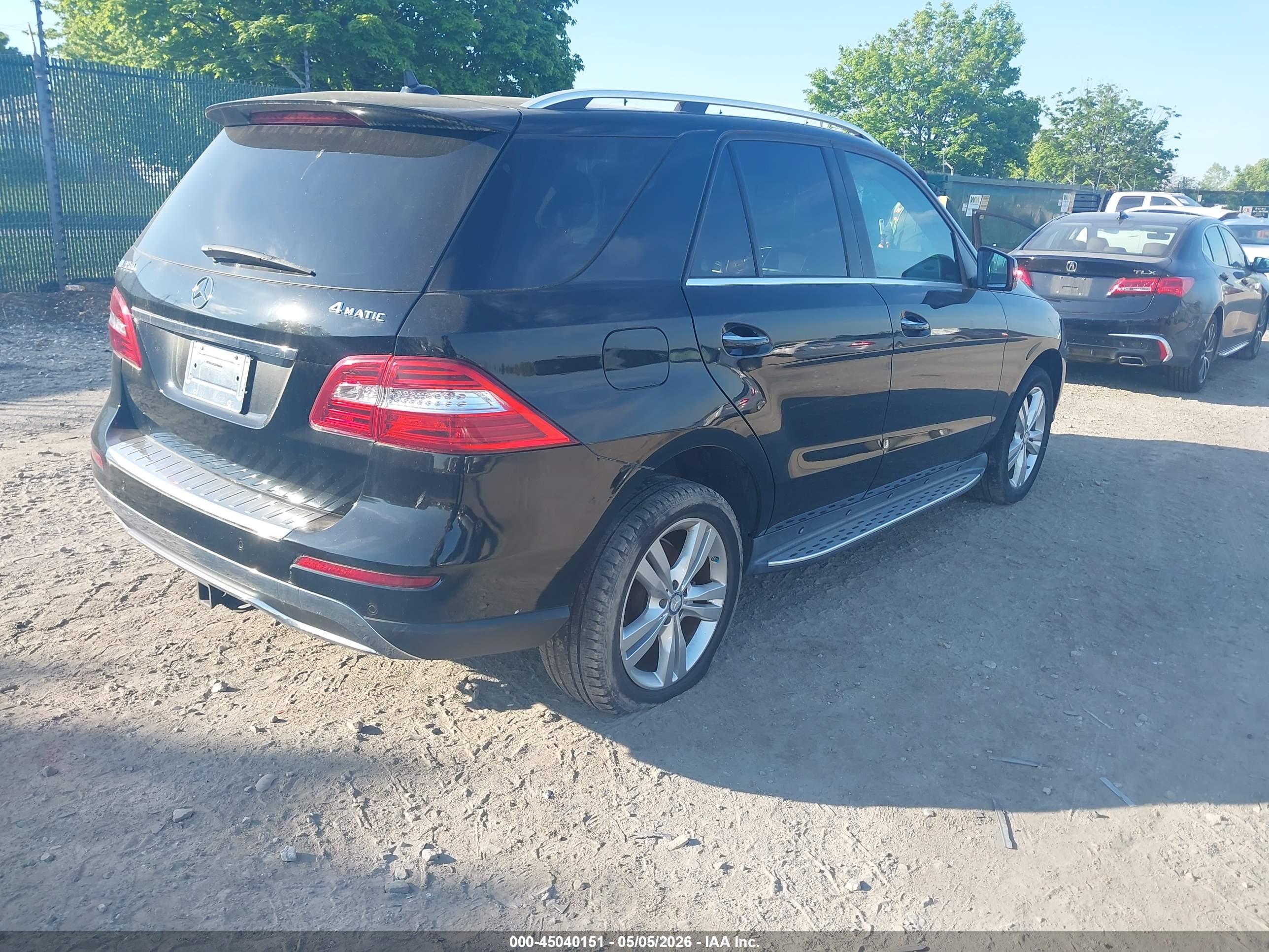 MERCEDES-BENZ ML image 4