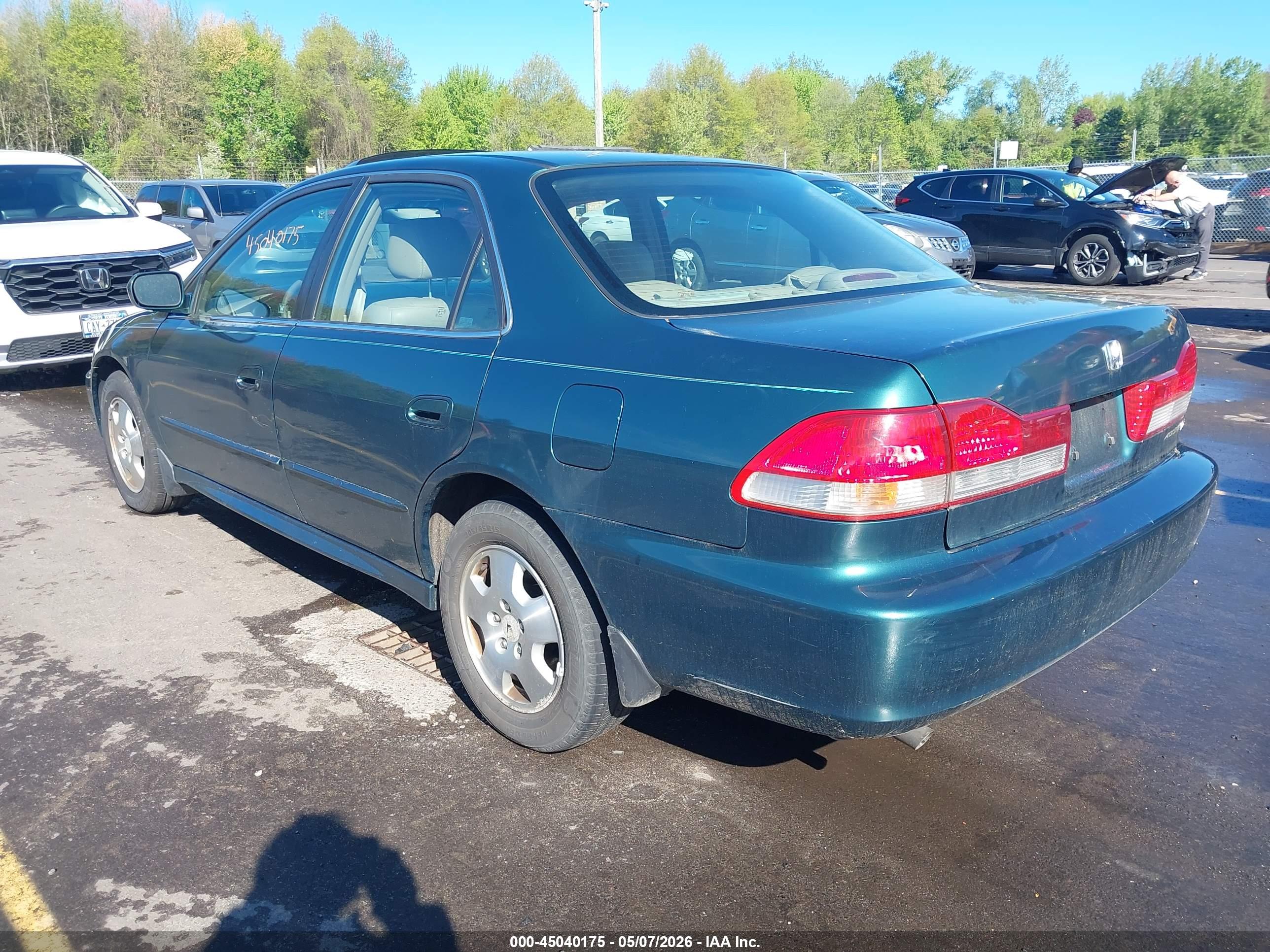 HONDA ACCORD image 3