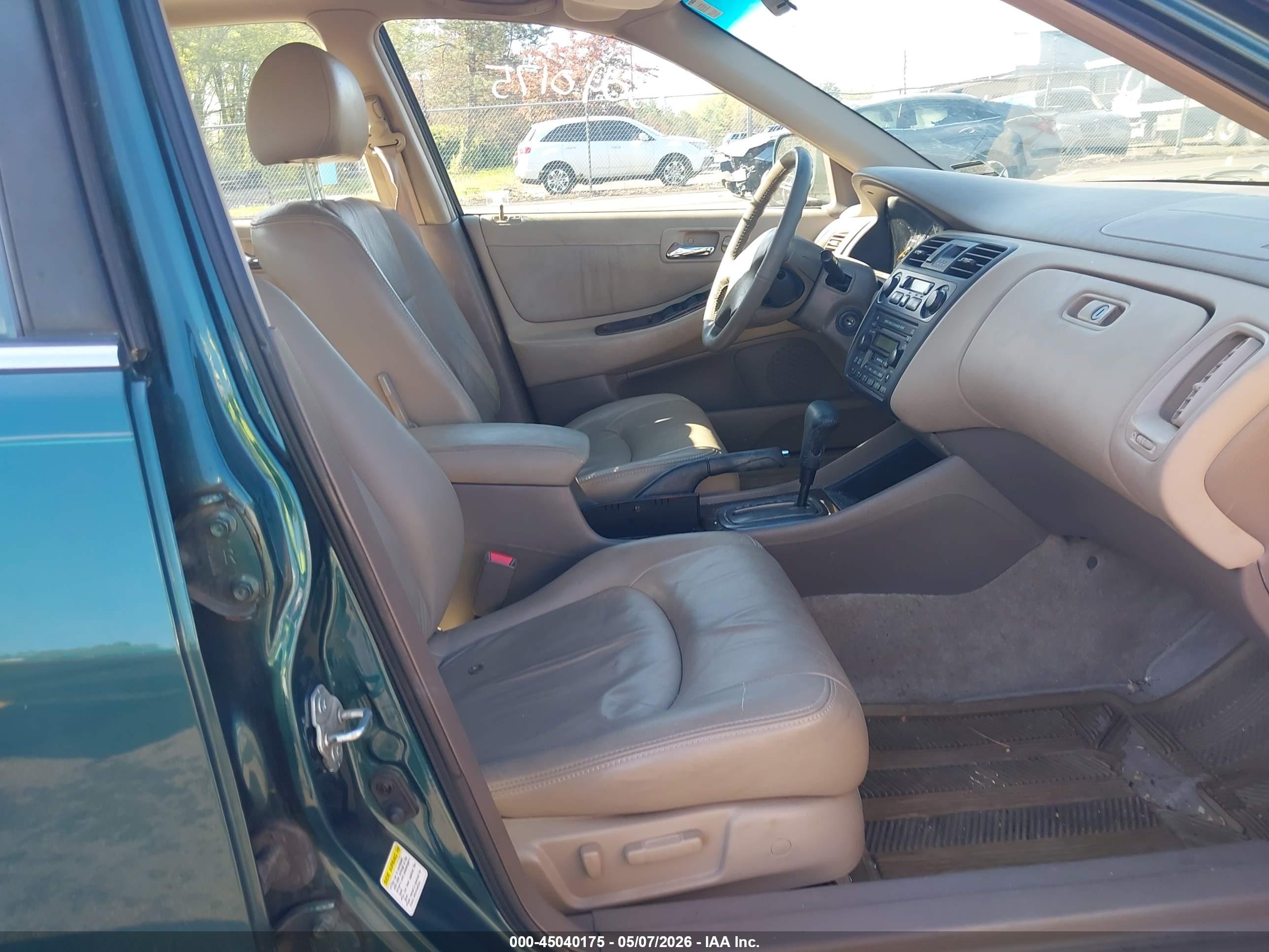 HONDA ACCORD image 5