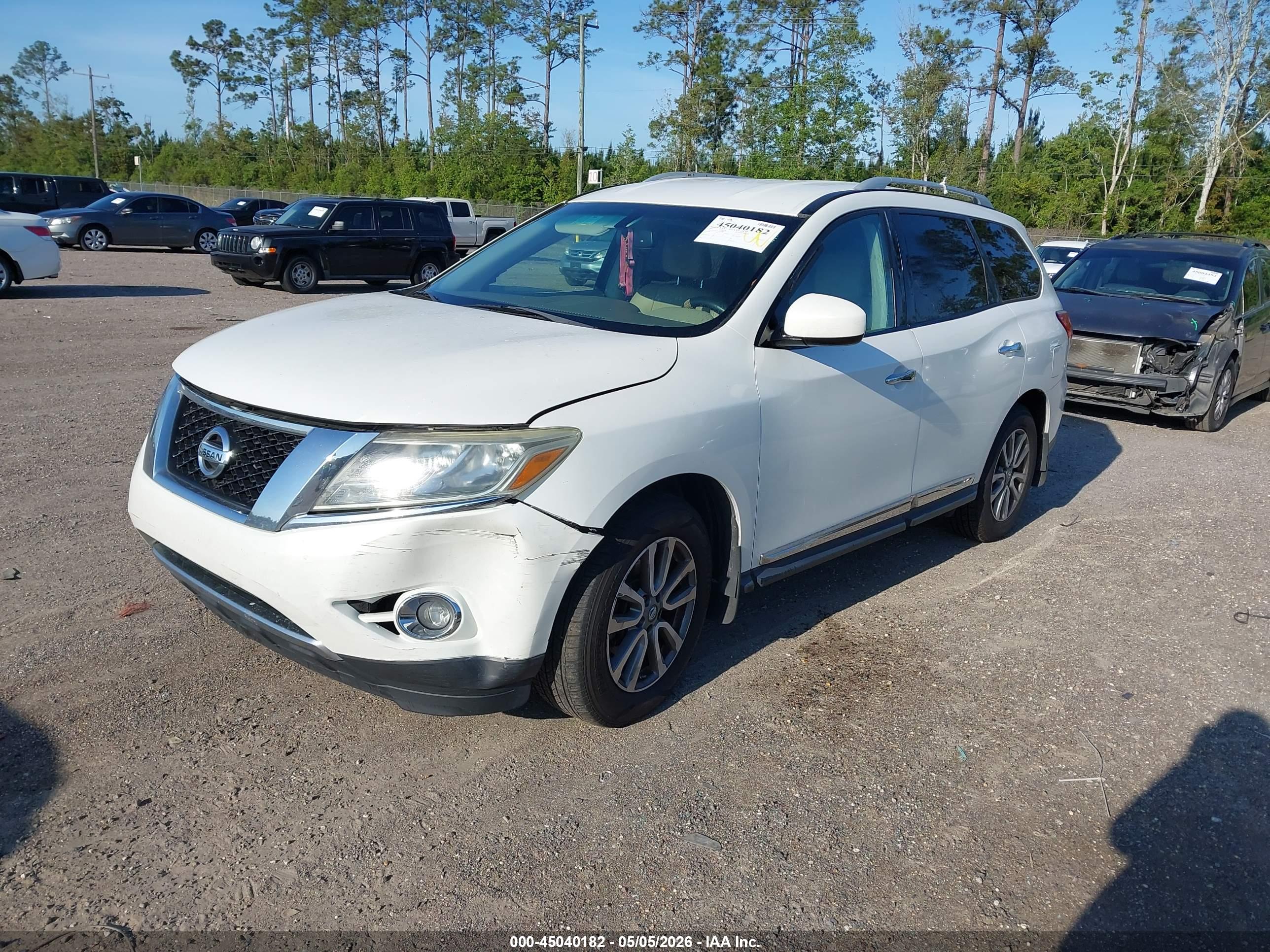 NISSAN PATHFINDER image 2