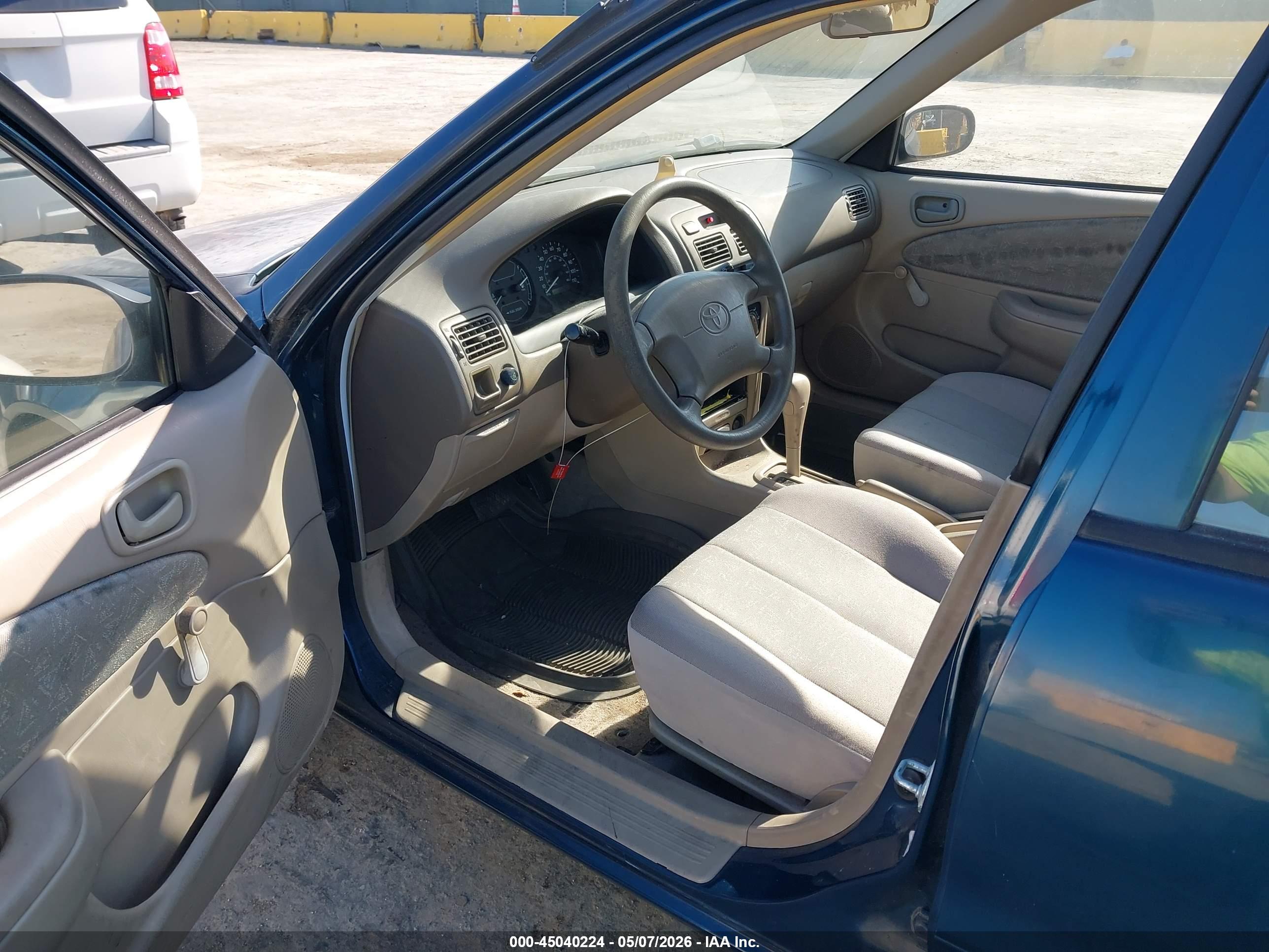 TOYOTA COROLLA image 5