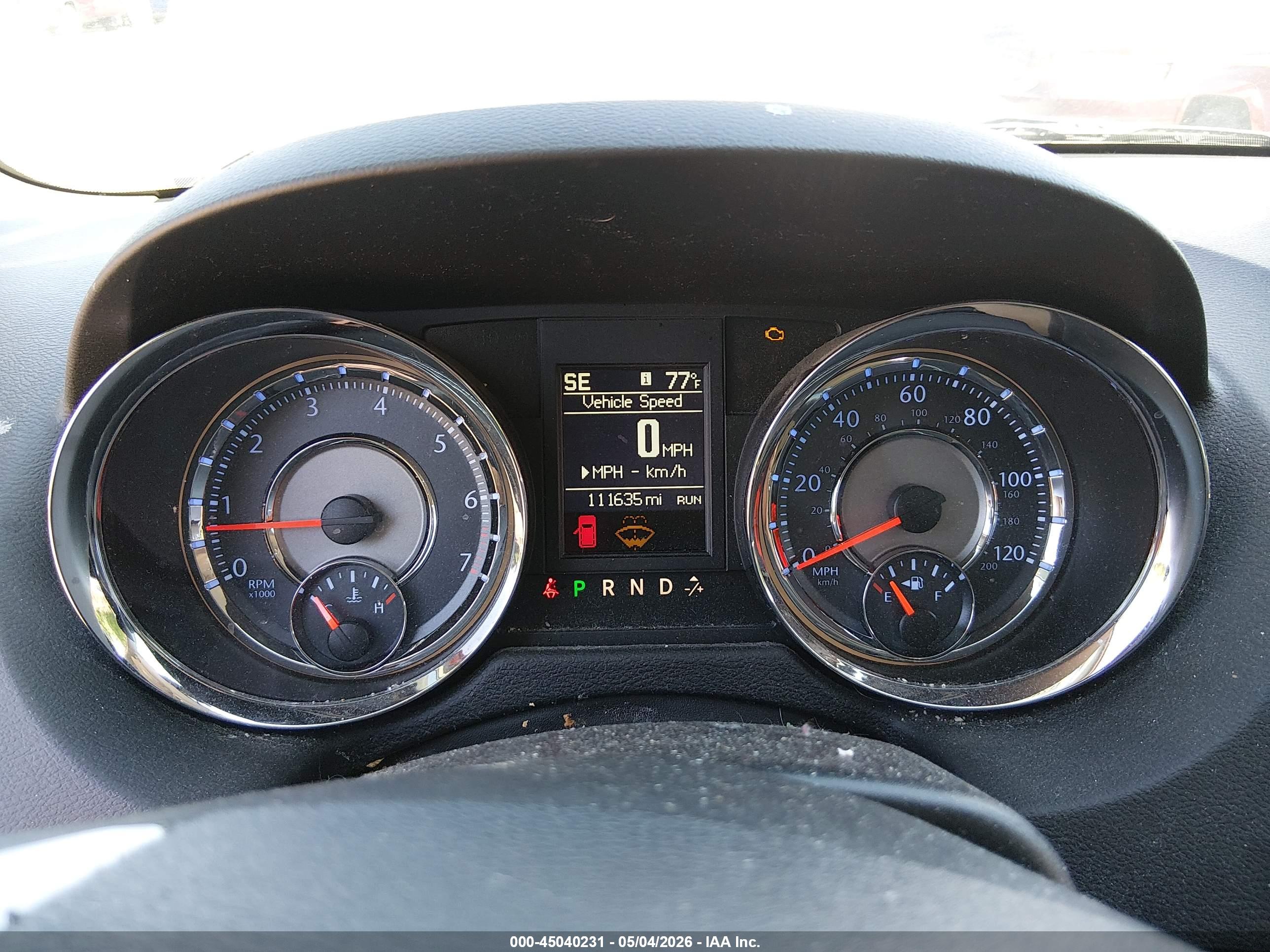CHRYSLER TOWN image 7