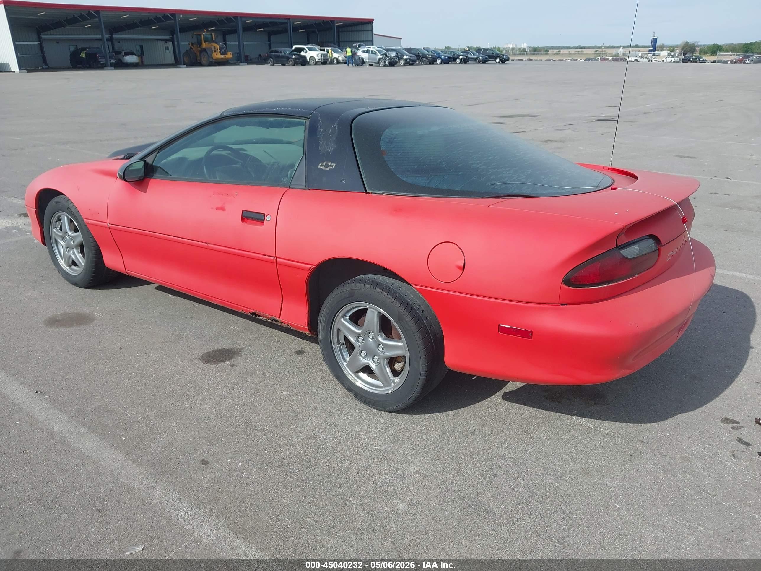 CHEVROLET CAMARO image 3
