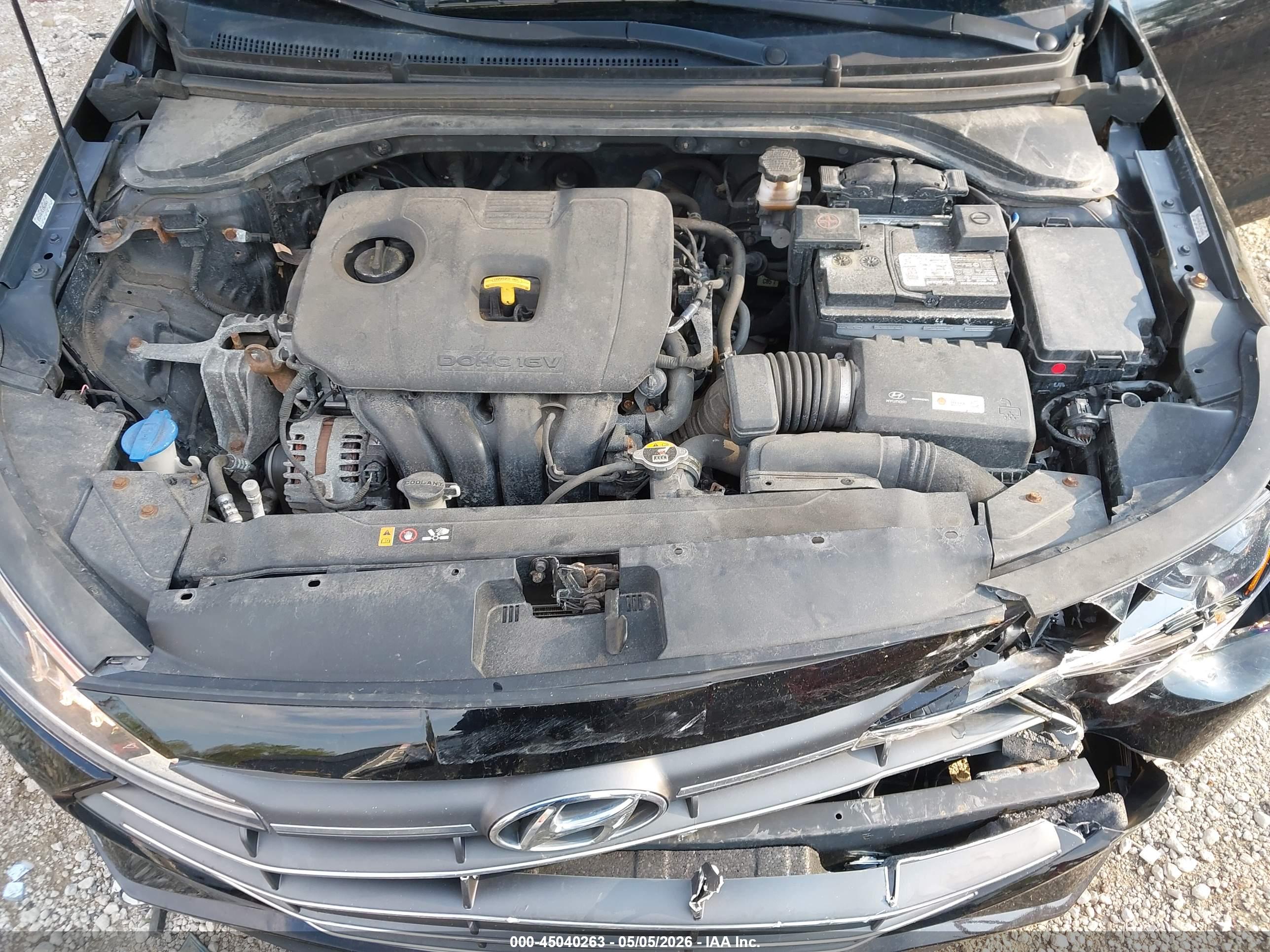 HYUNDAI ELANTRA image 10