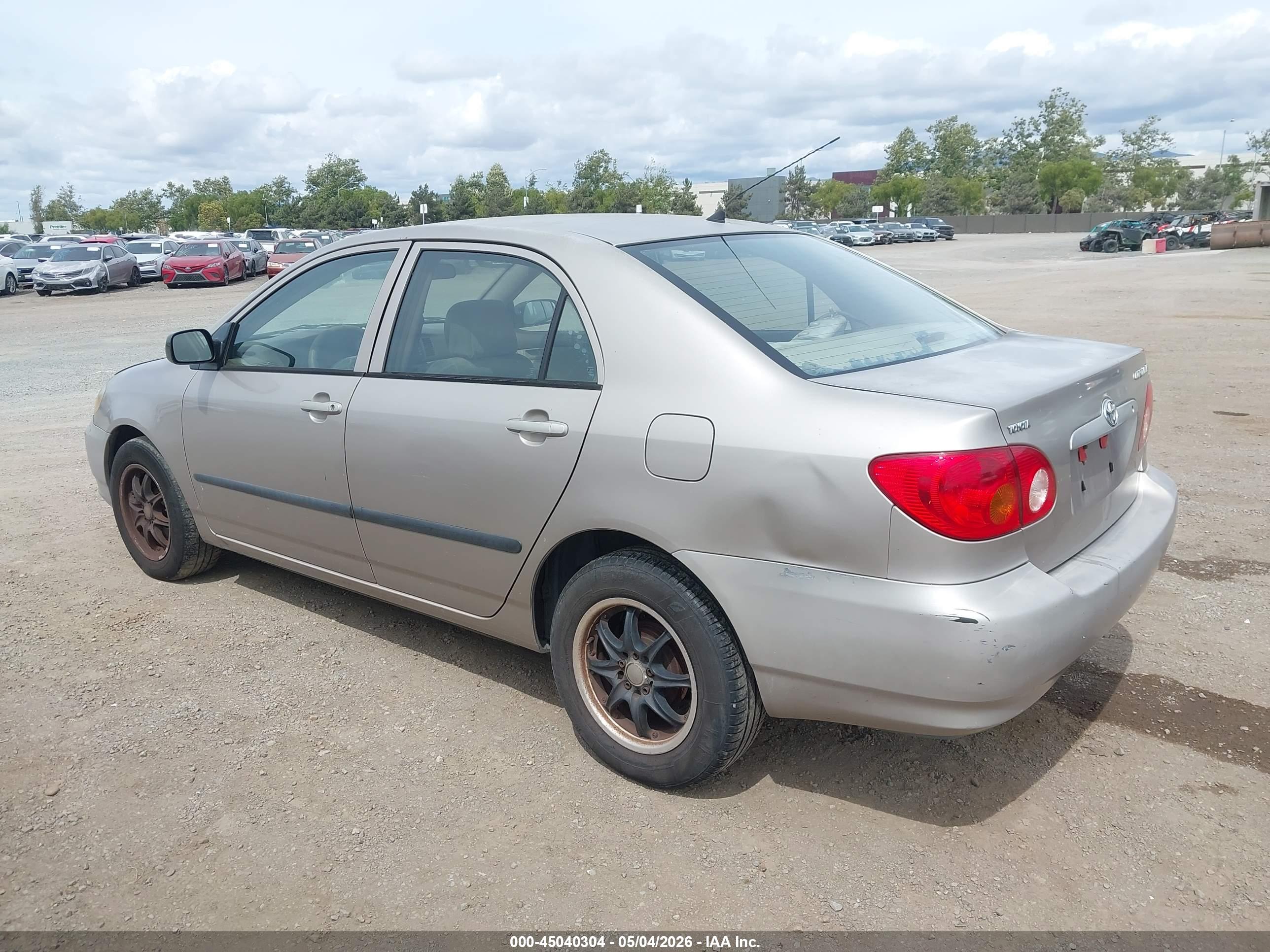 TOYOTA COROLLA image 3