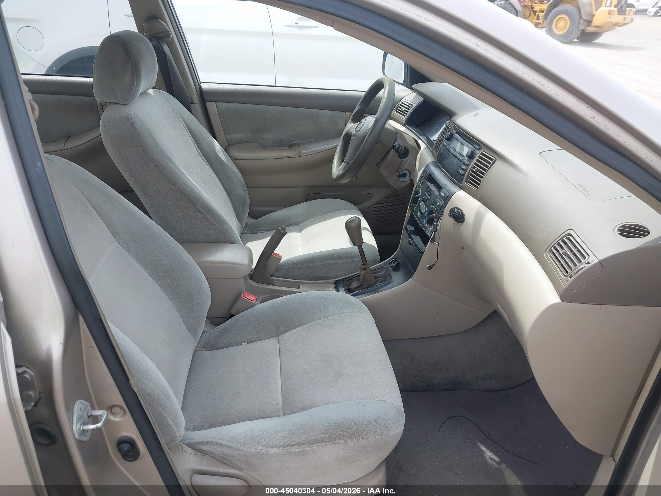 TOYOTA COROLLA image 5