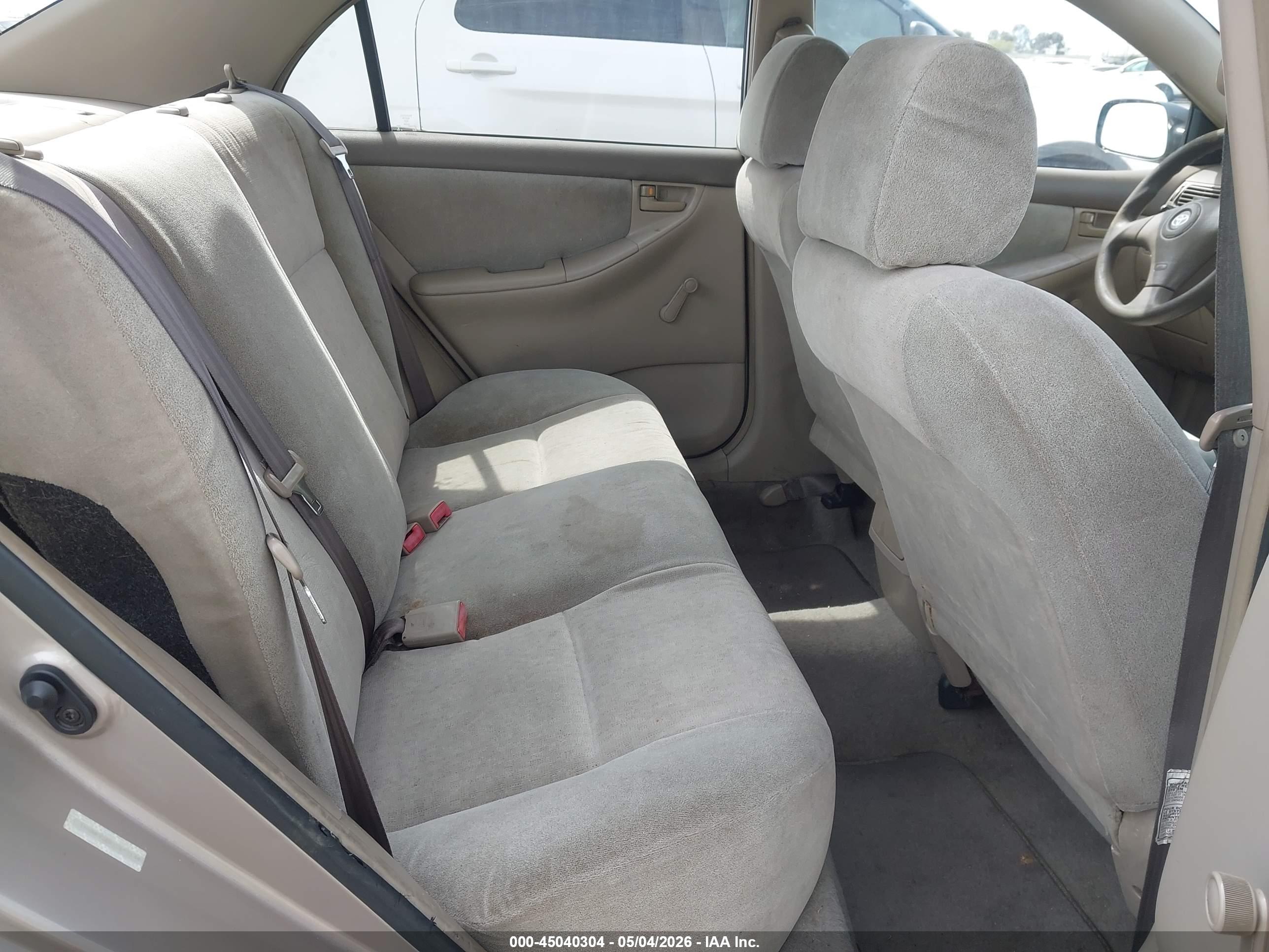 TOYOTA COROLLA image 8