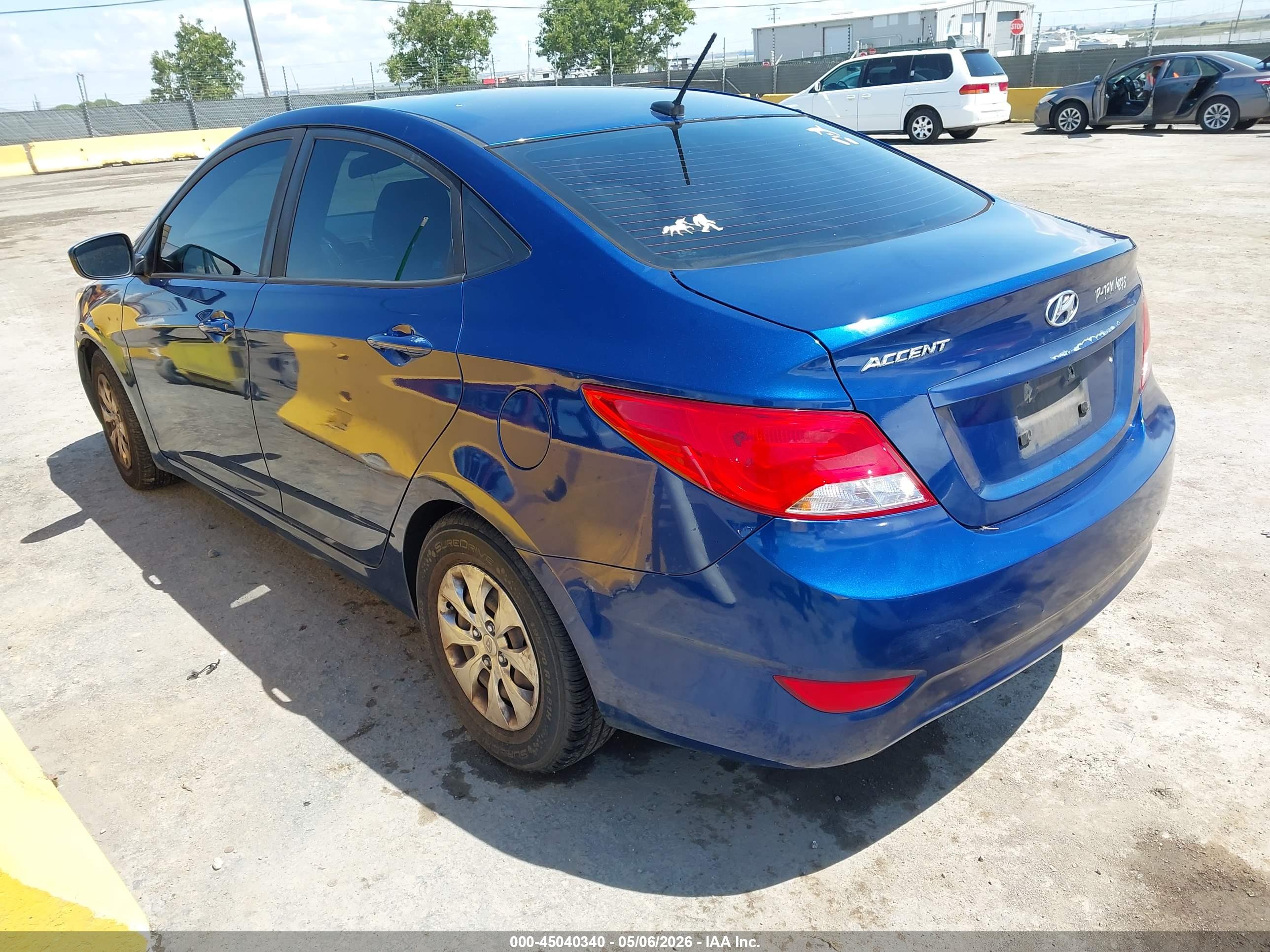 HYUNDAI ACCENT image 3