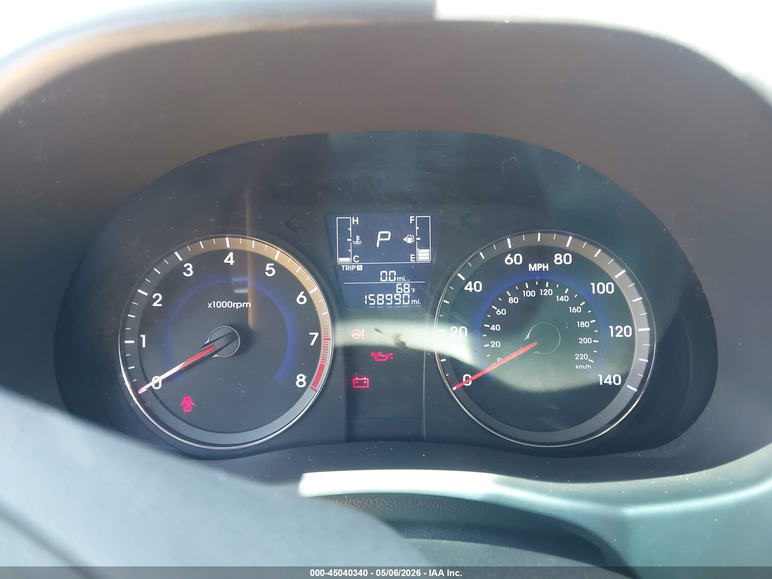 HYUNDAI ACCENT image 7