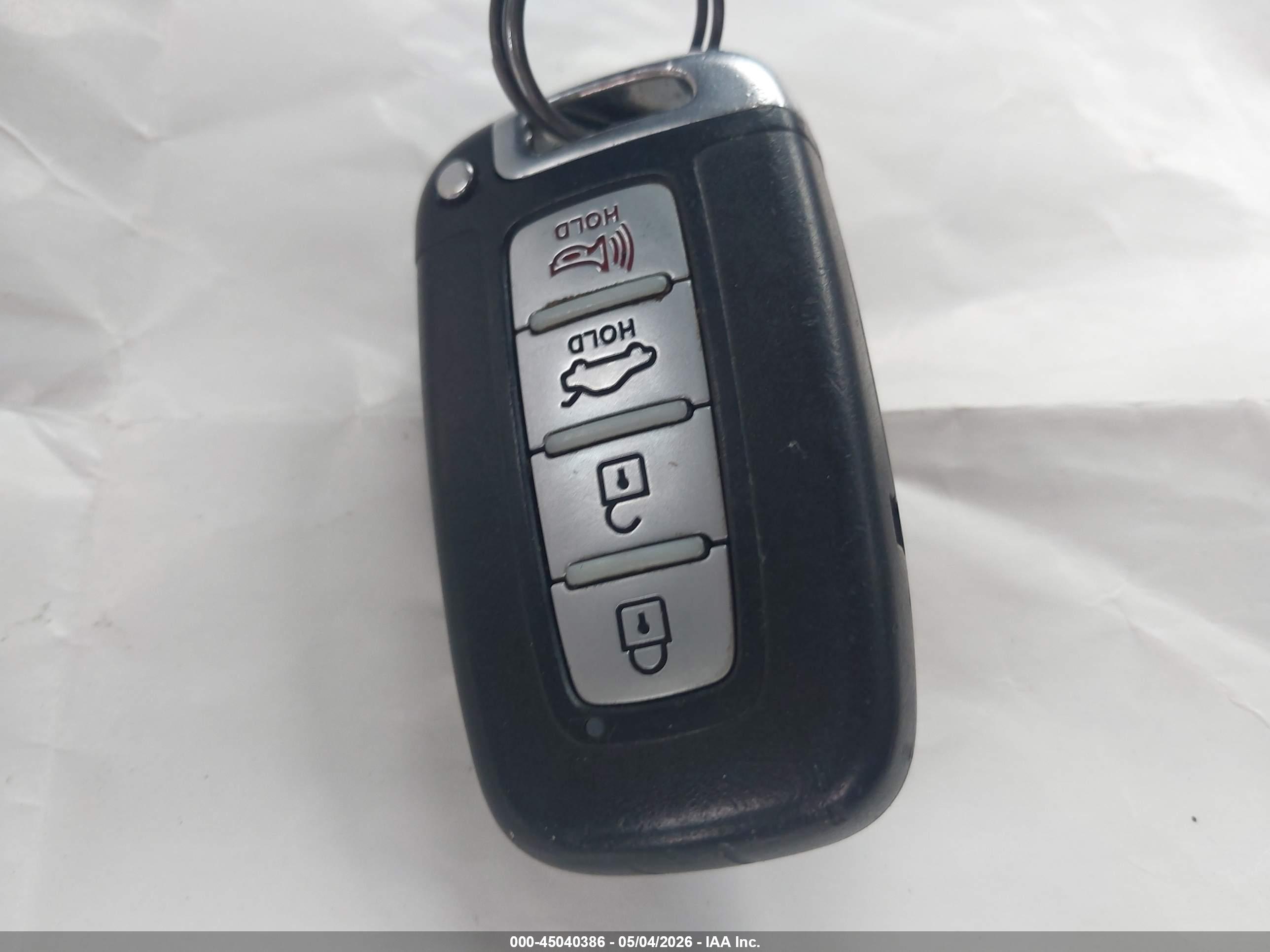 HYUNDAI SONATA image 11