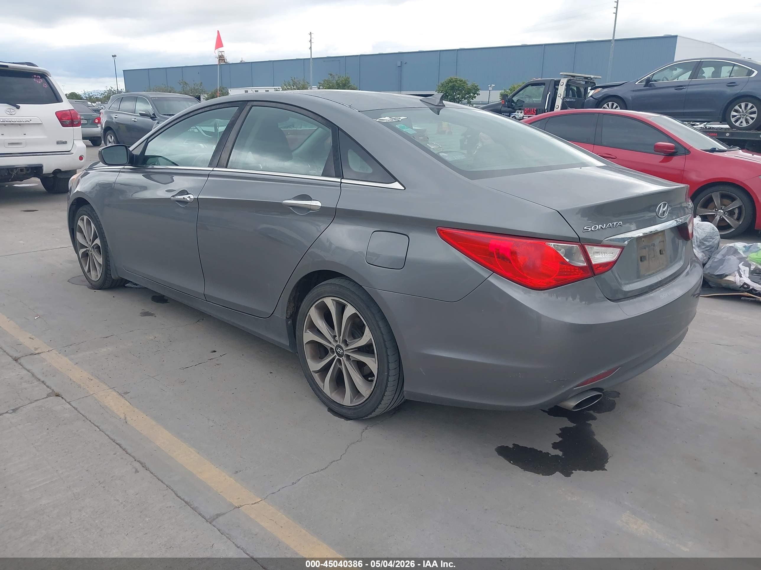 HYUNDAI SONATA image 3