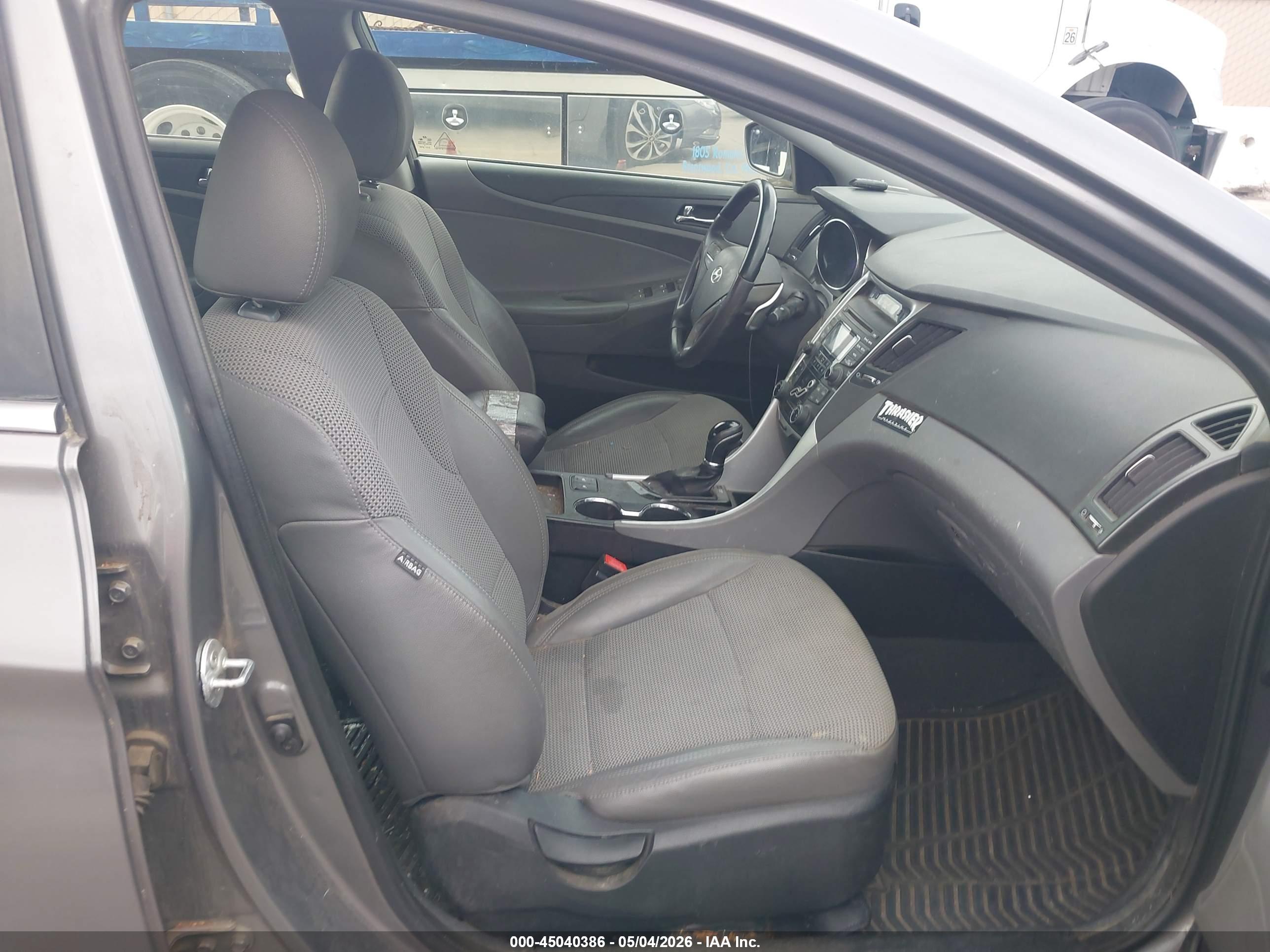 HYUNDAI SONATA image 5
