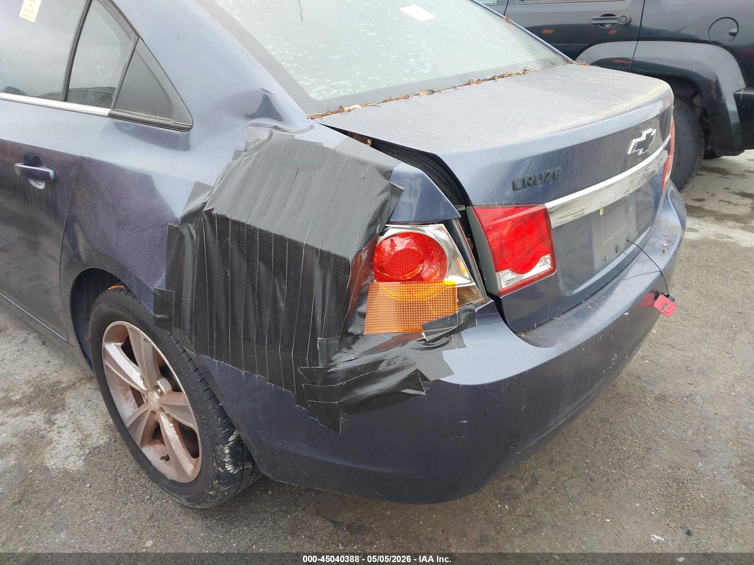 CHEVROLET CRUZE image 6