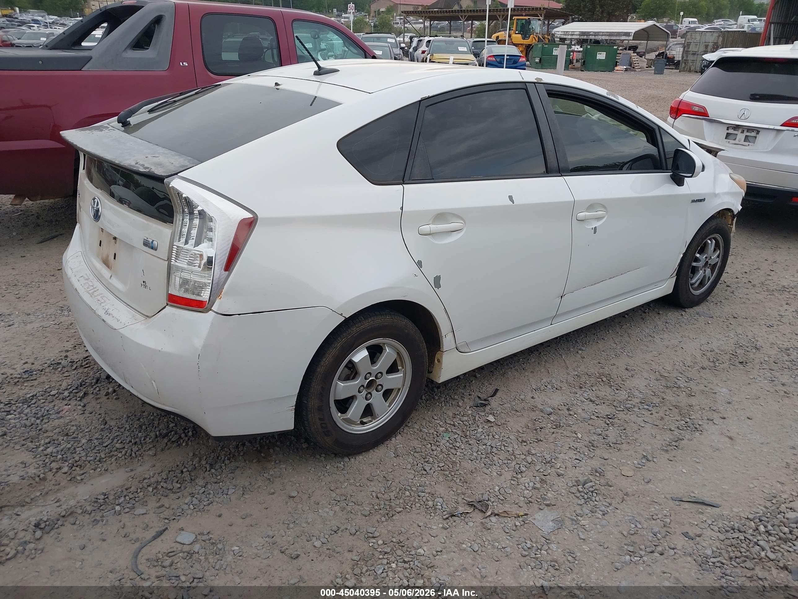 TOYOTA PRIUS image 4