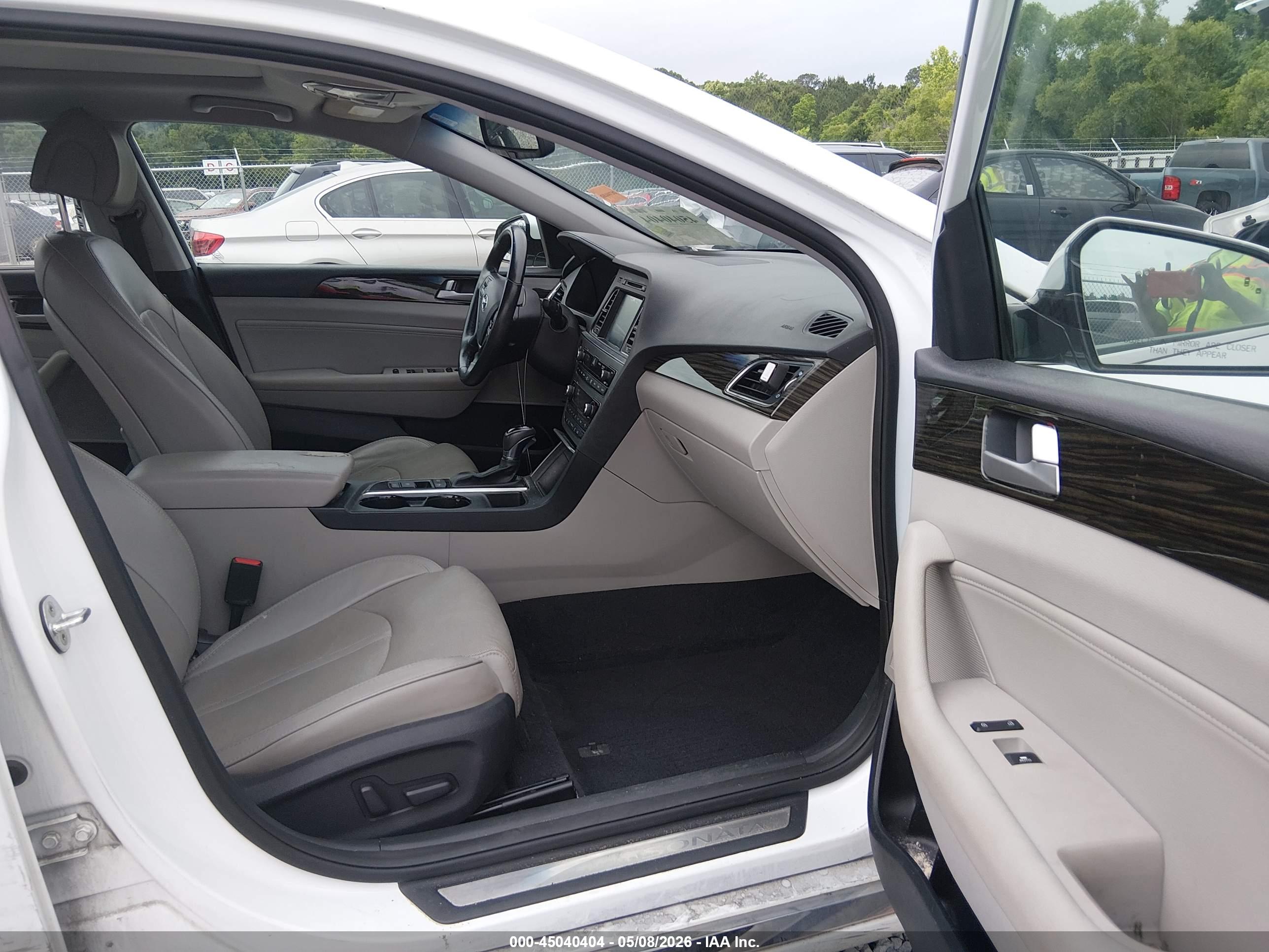HYUNDAI SONATA image 5