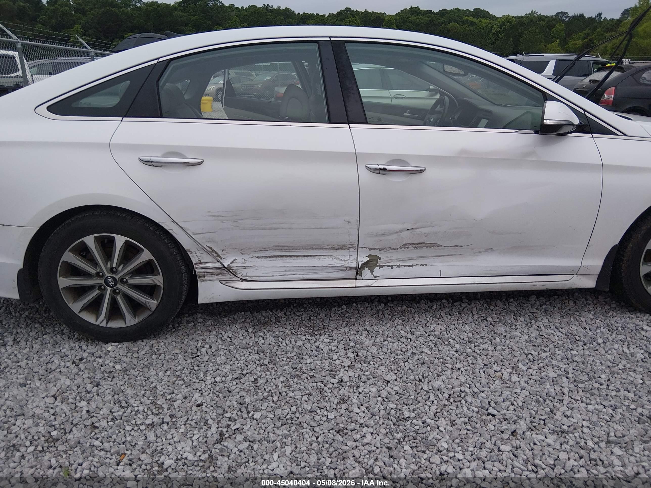 HYUNDAI SONATA image 6