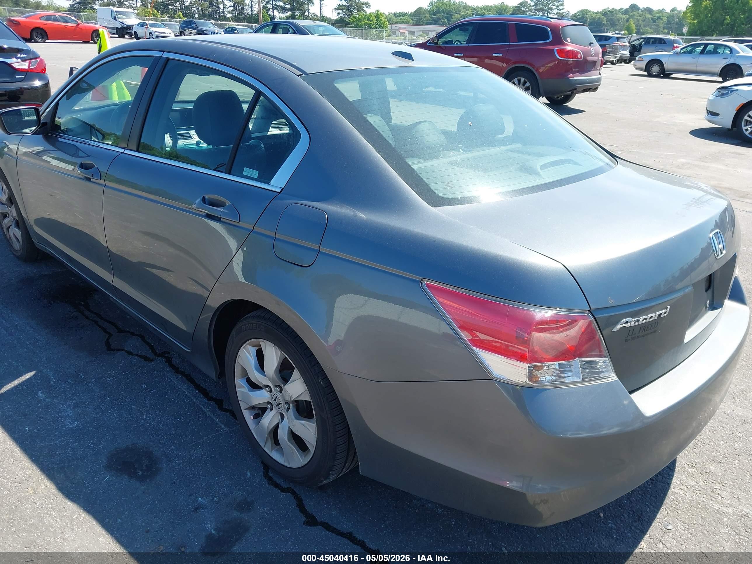 HONDA ACCORD image 3