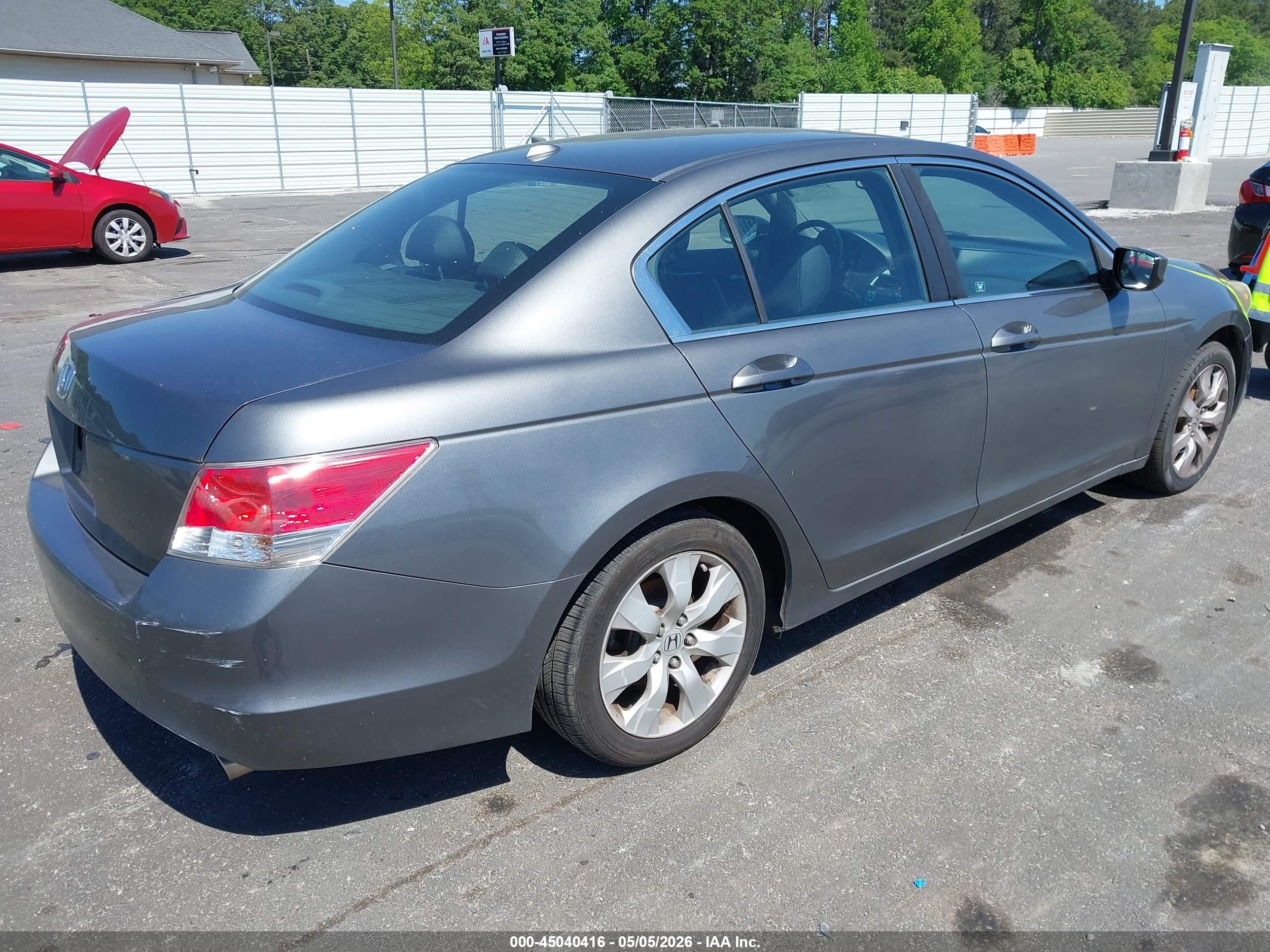 HONDA ACCORD image 4