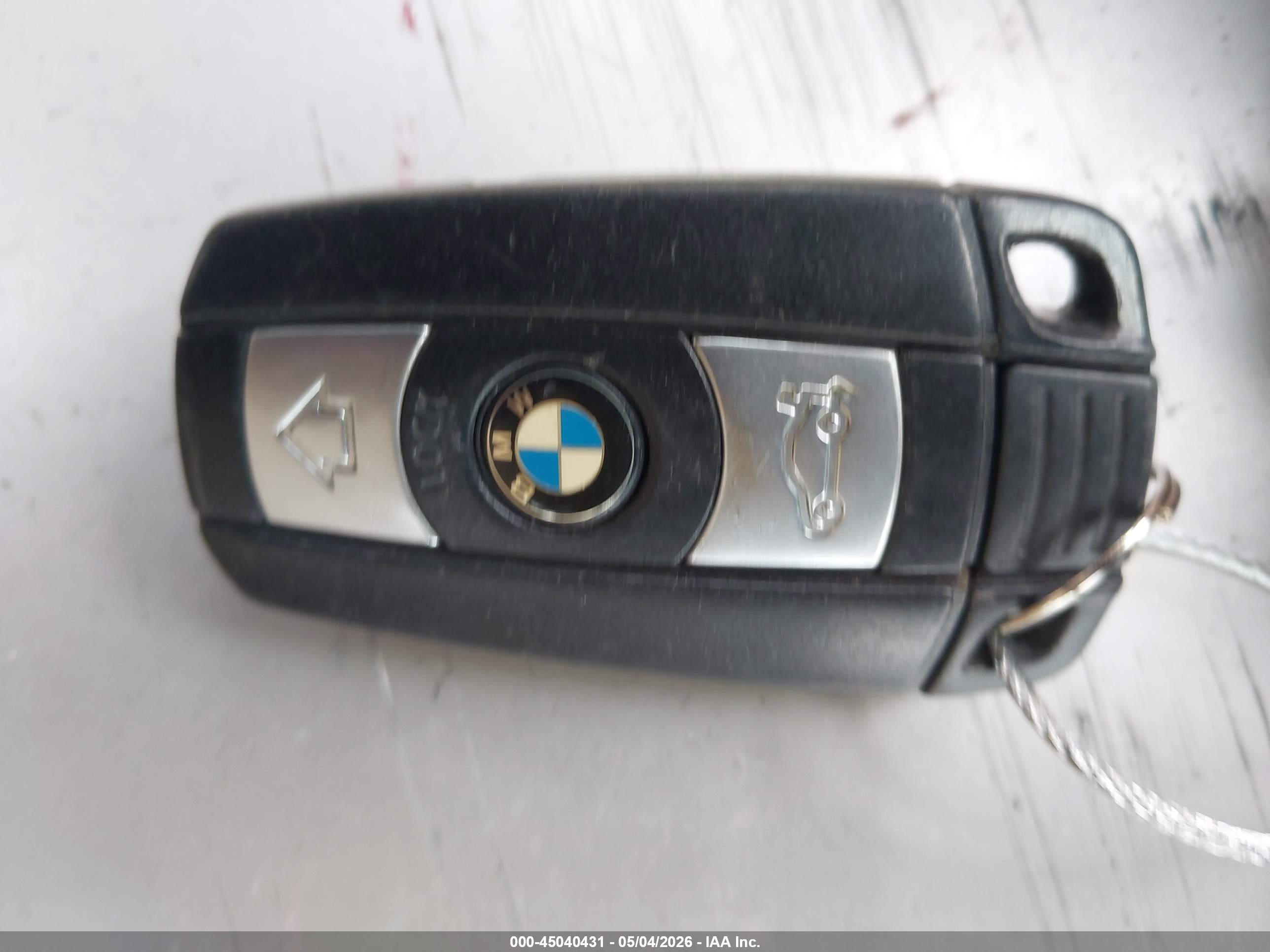 BMW 335D image 11