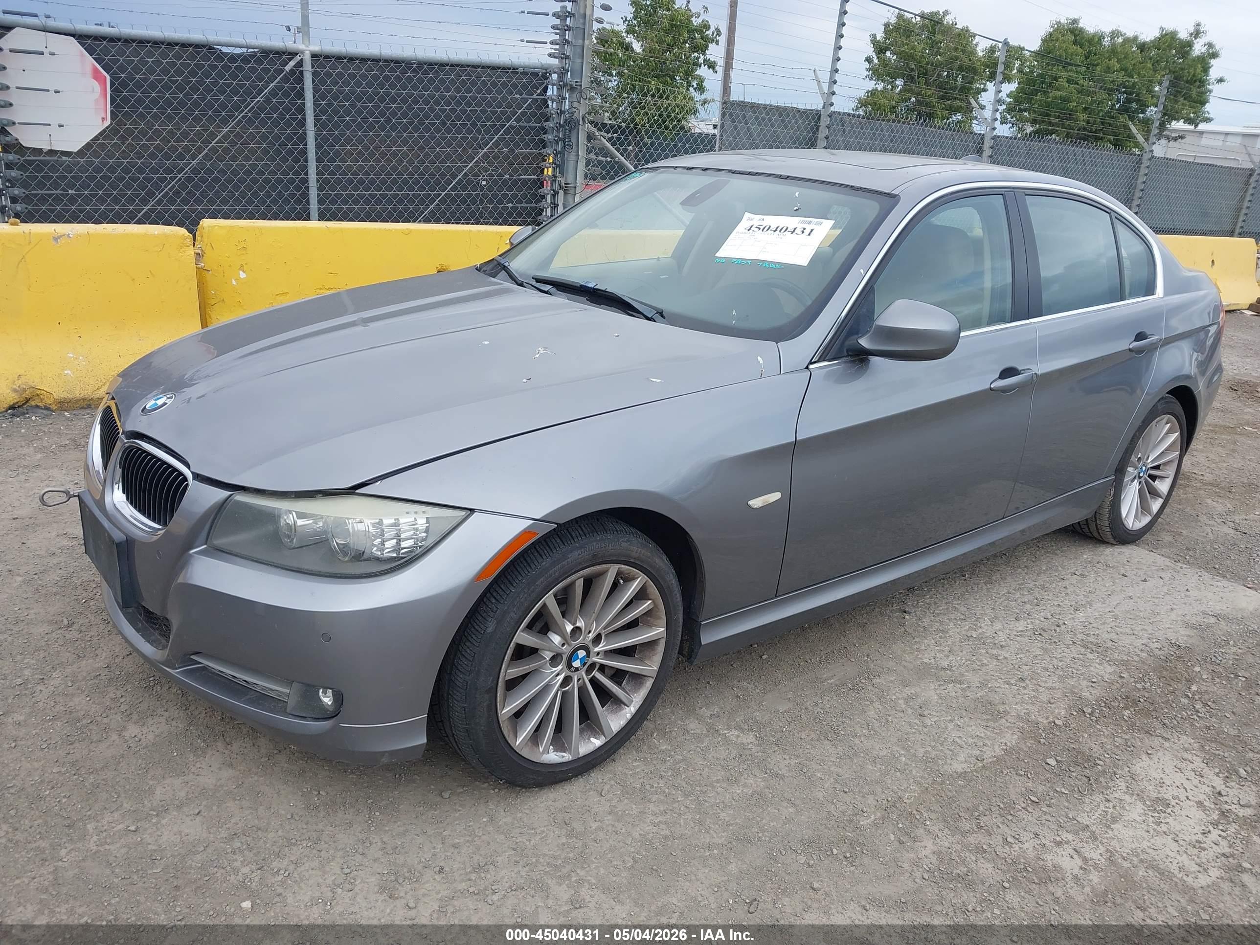 BMW 335D image 2