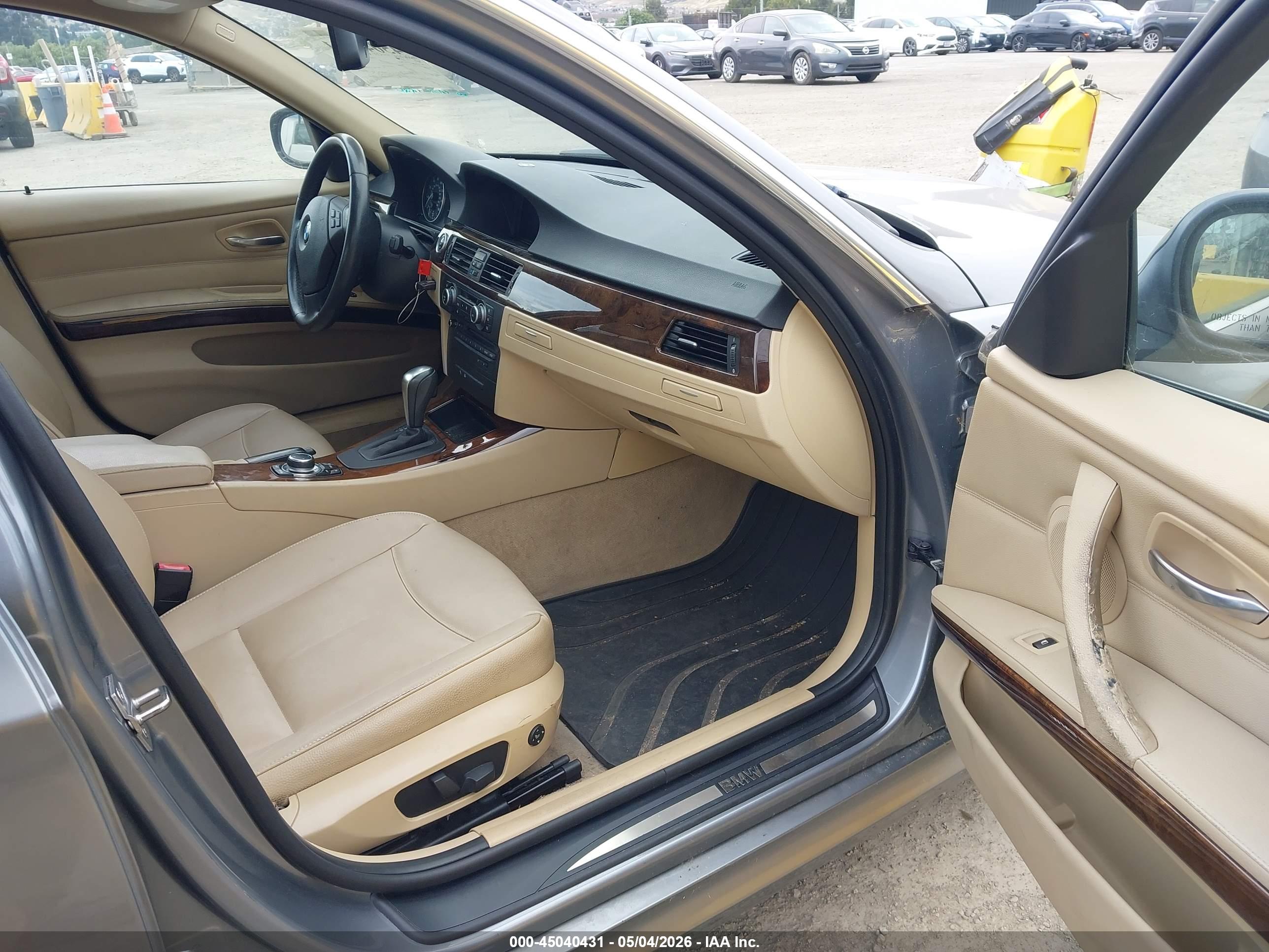 BMW 335D image 5