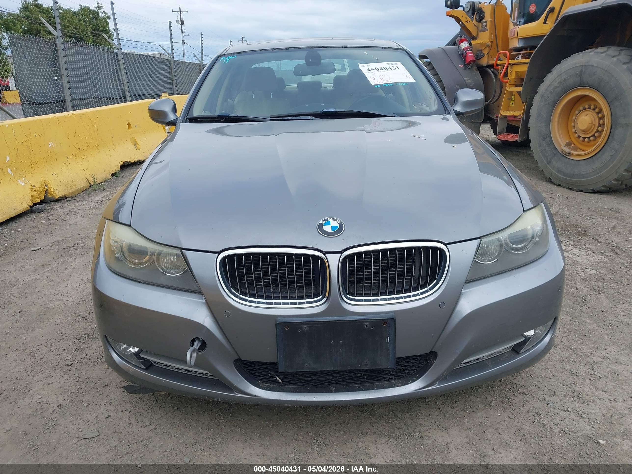 BMW 335D image 6