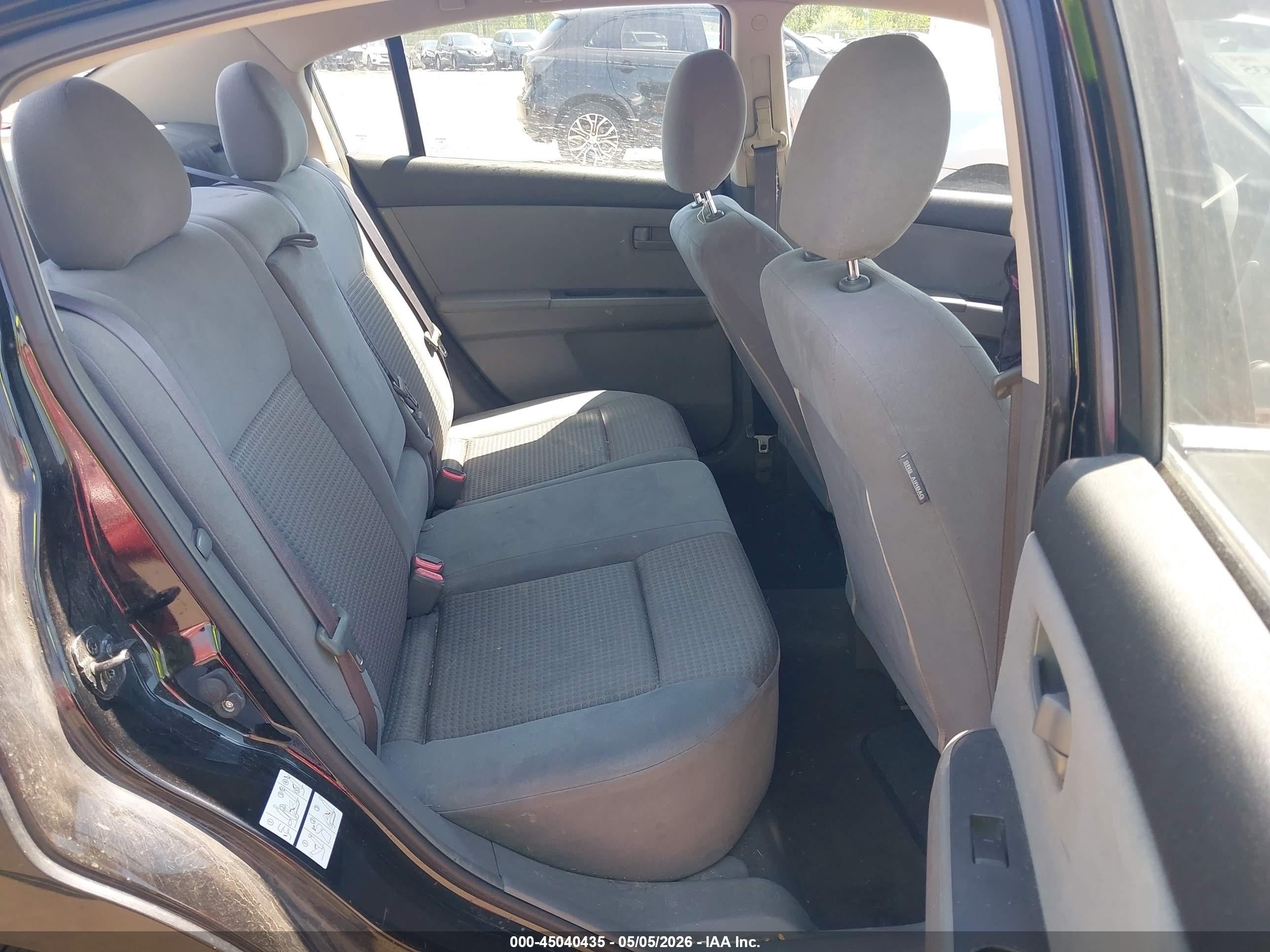 NISSAN SENTRA image 8