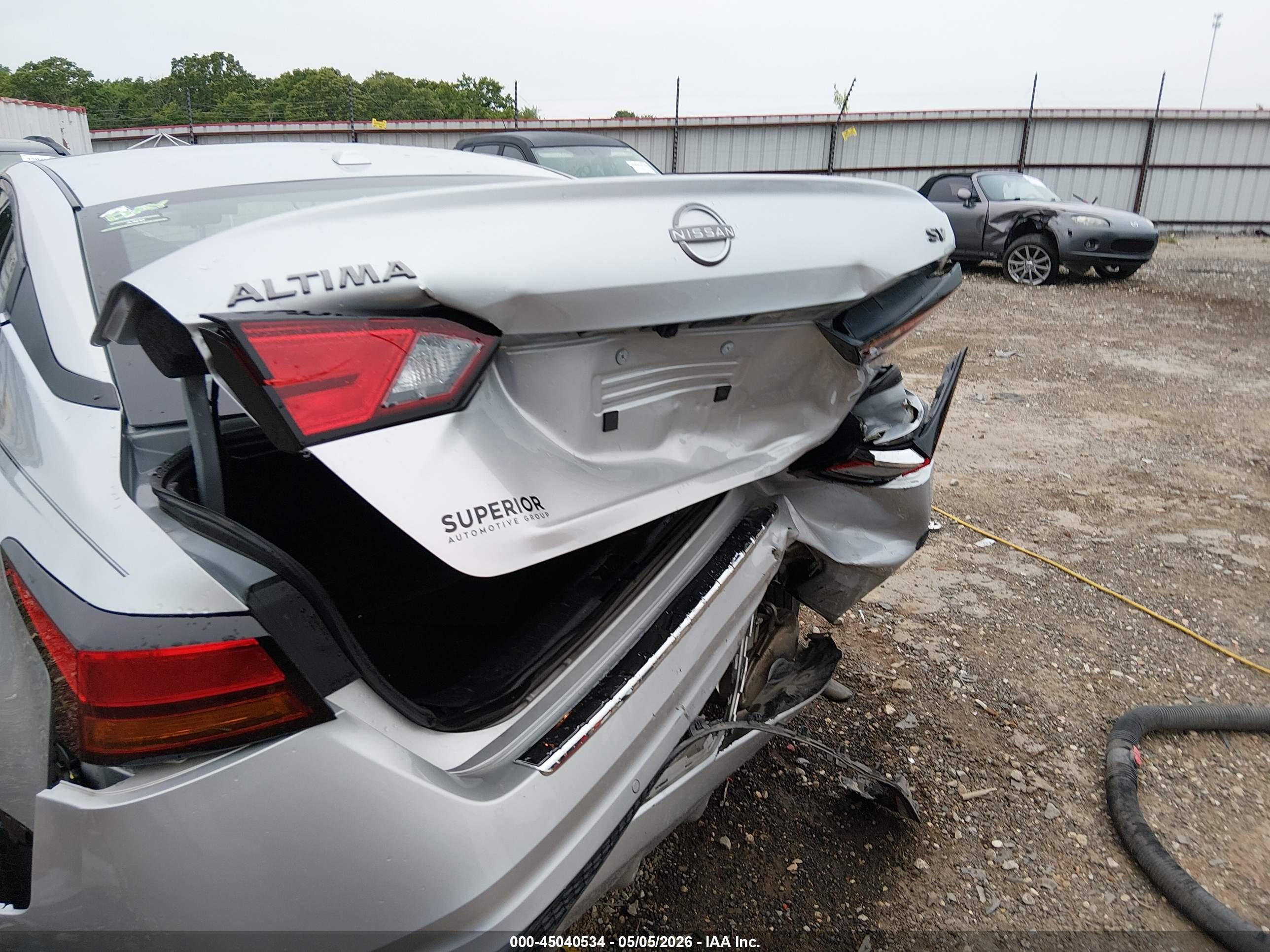 NISSAN ALTIMA image 6