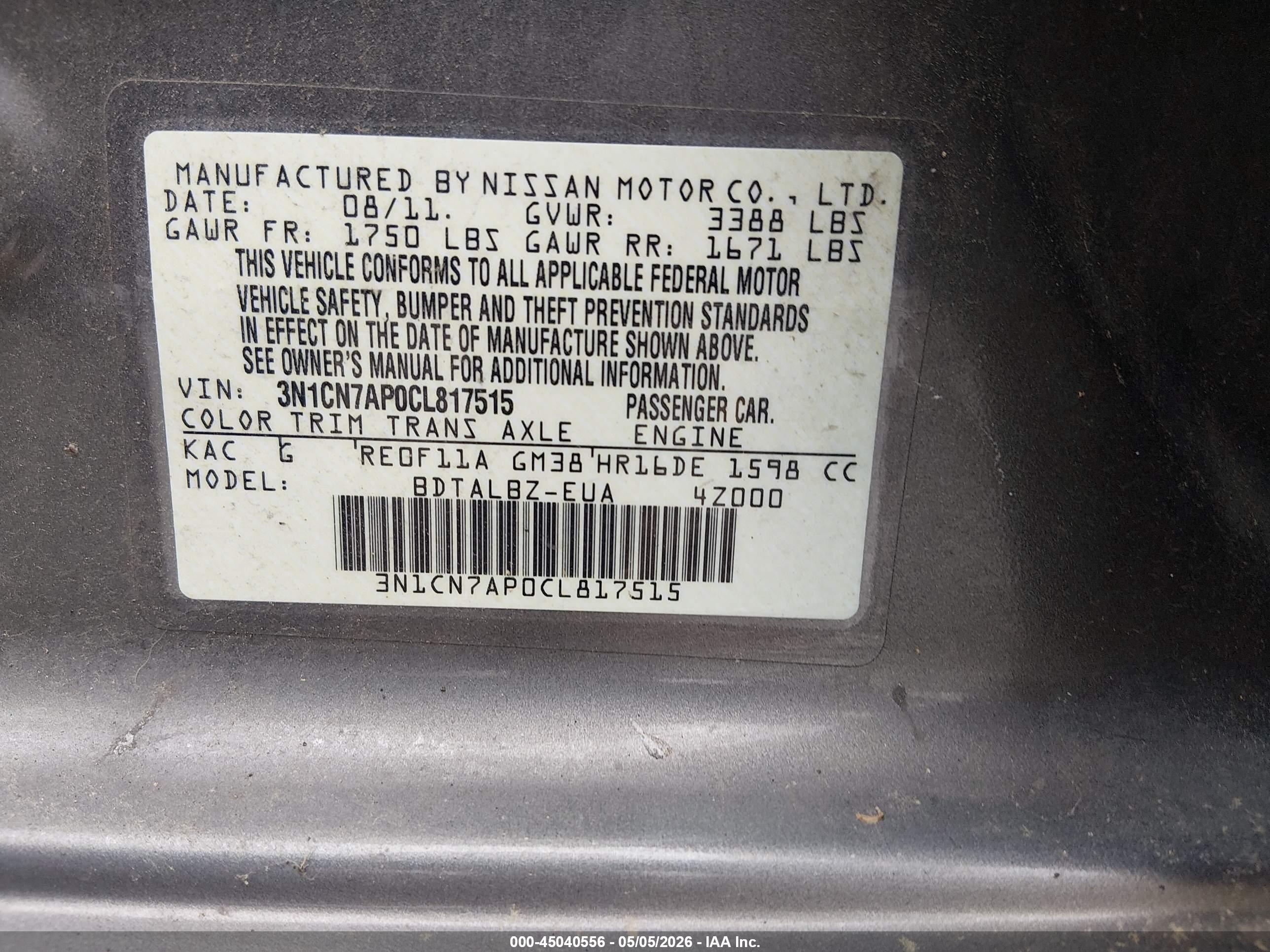 NISSAN VERSA image 9