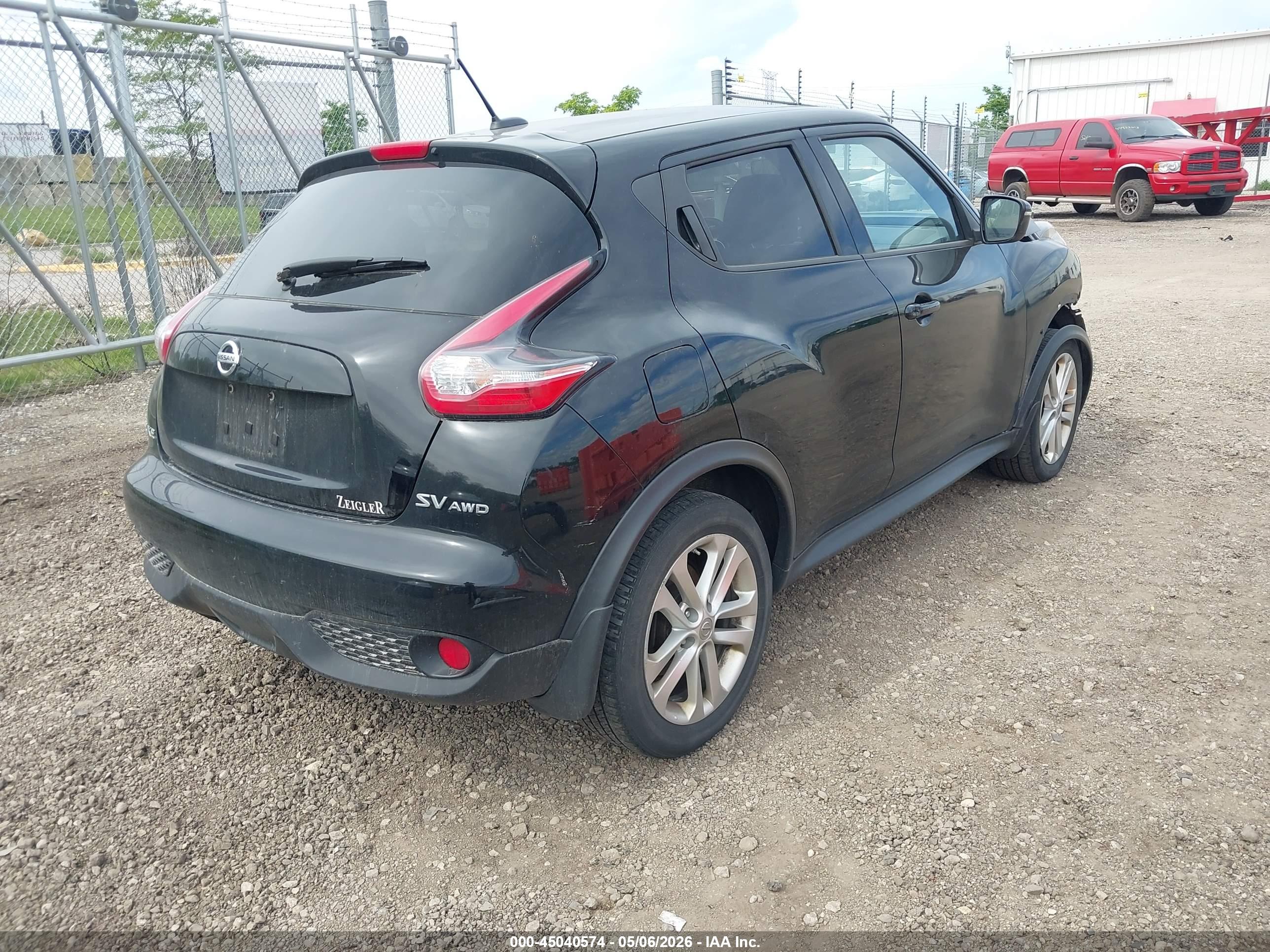 NISSAN JUKE image 4