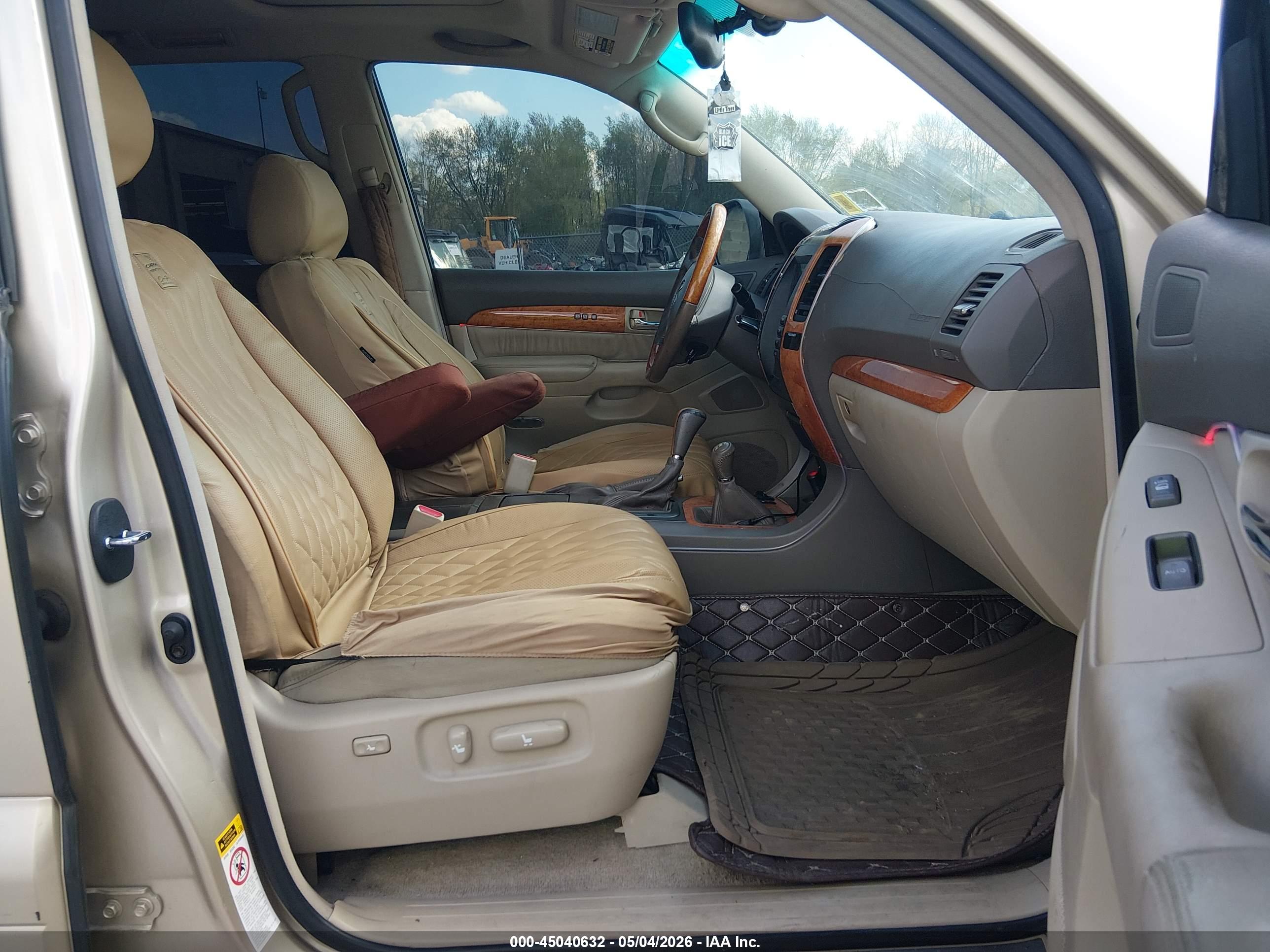 LEXUS GX image 5