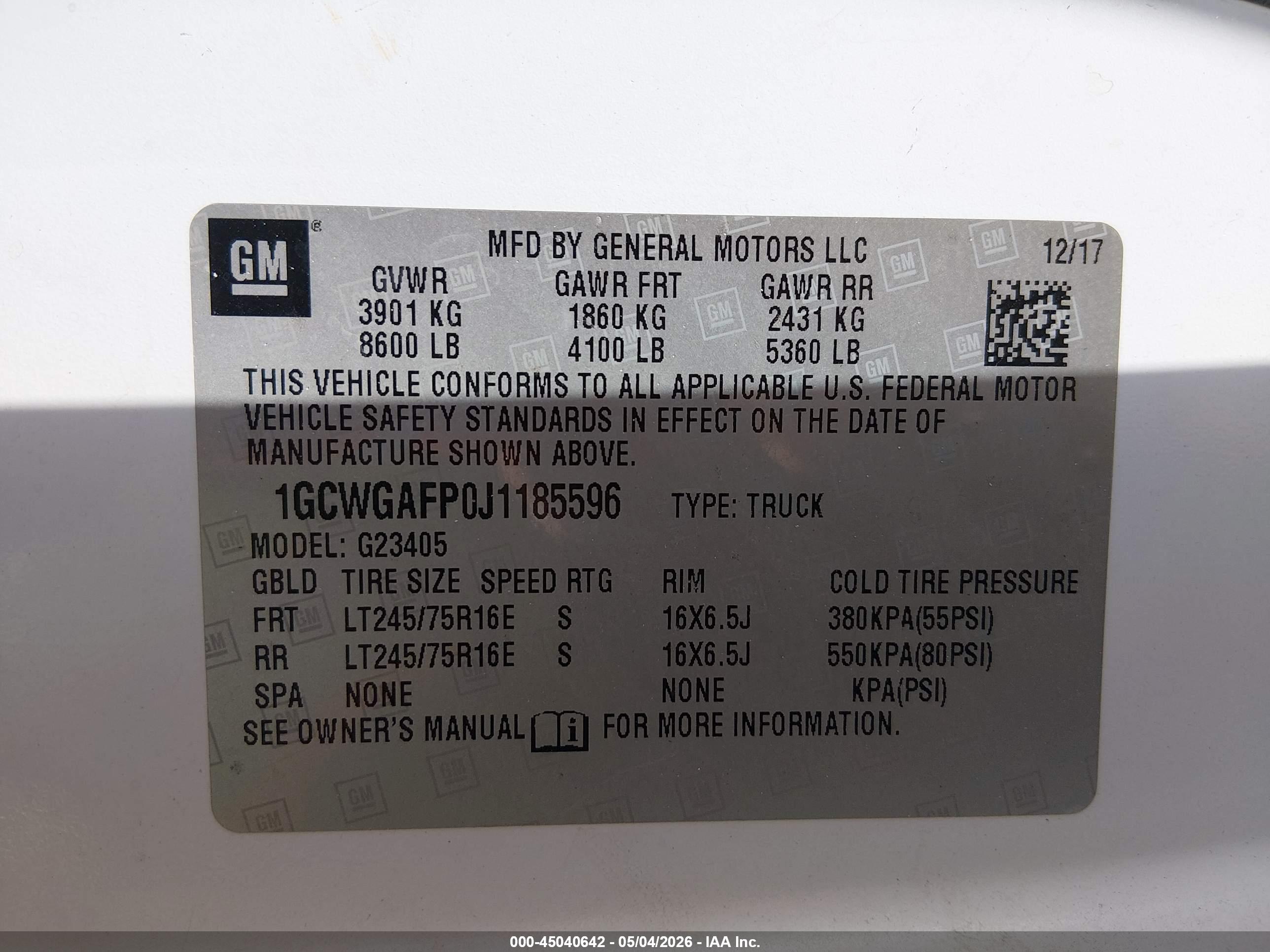 CHEVROLET EXPRESS image 9