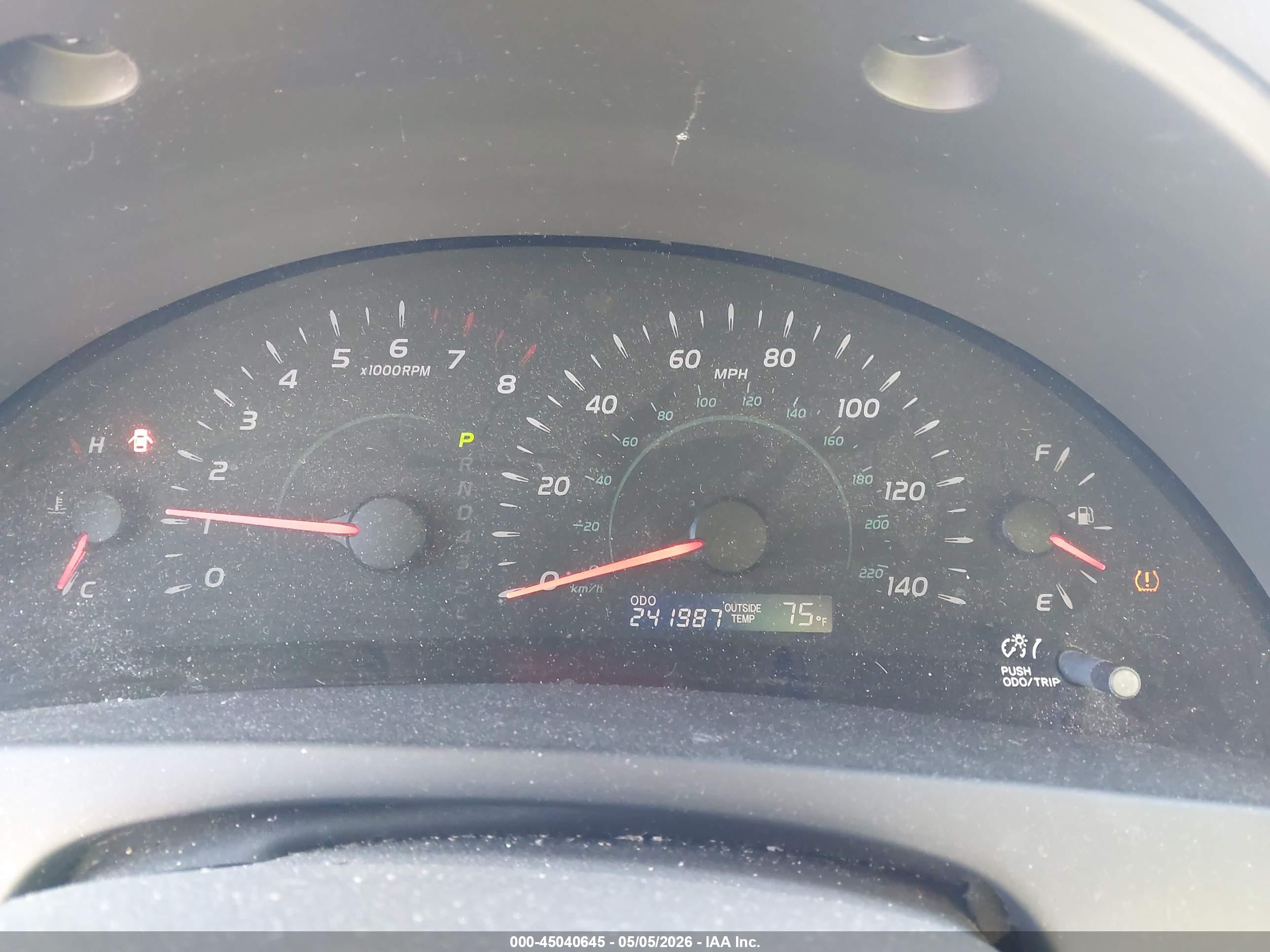 TOYOTA CAMRY image 7