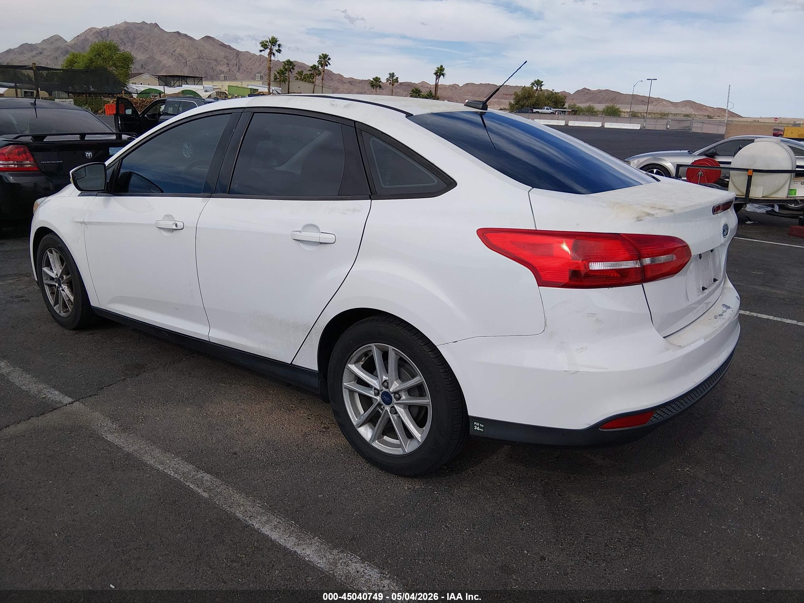 FORD FOCUS image 3