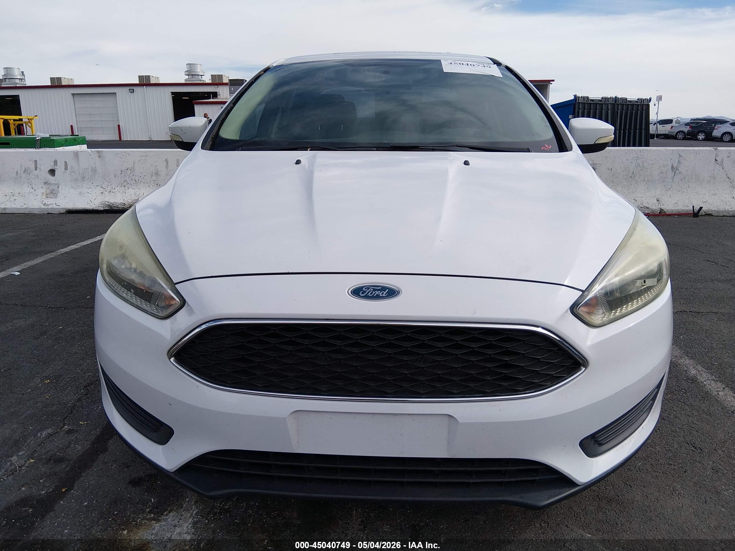 FORD FOCUS image 6