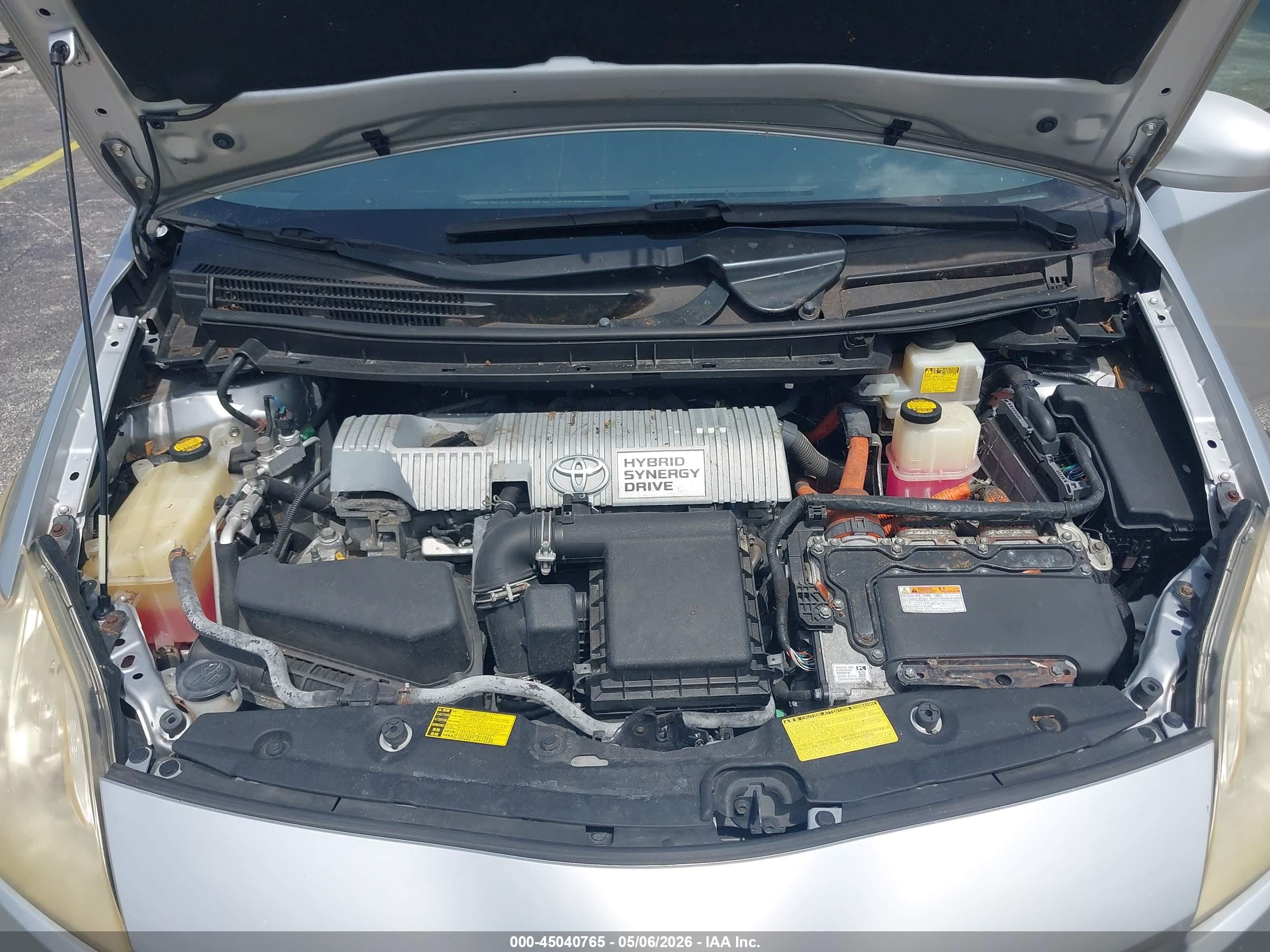 TOYOTA PRIUS image 10