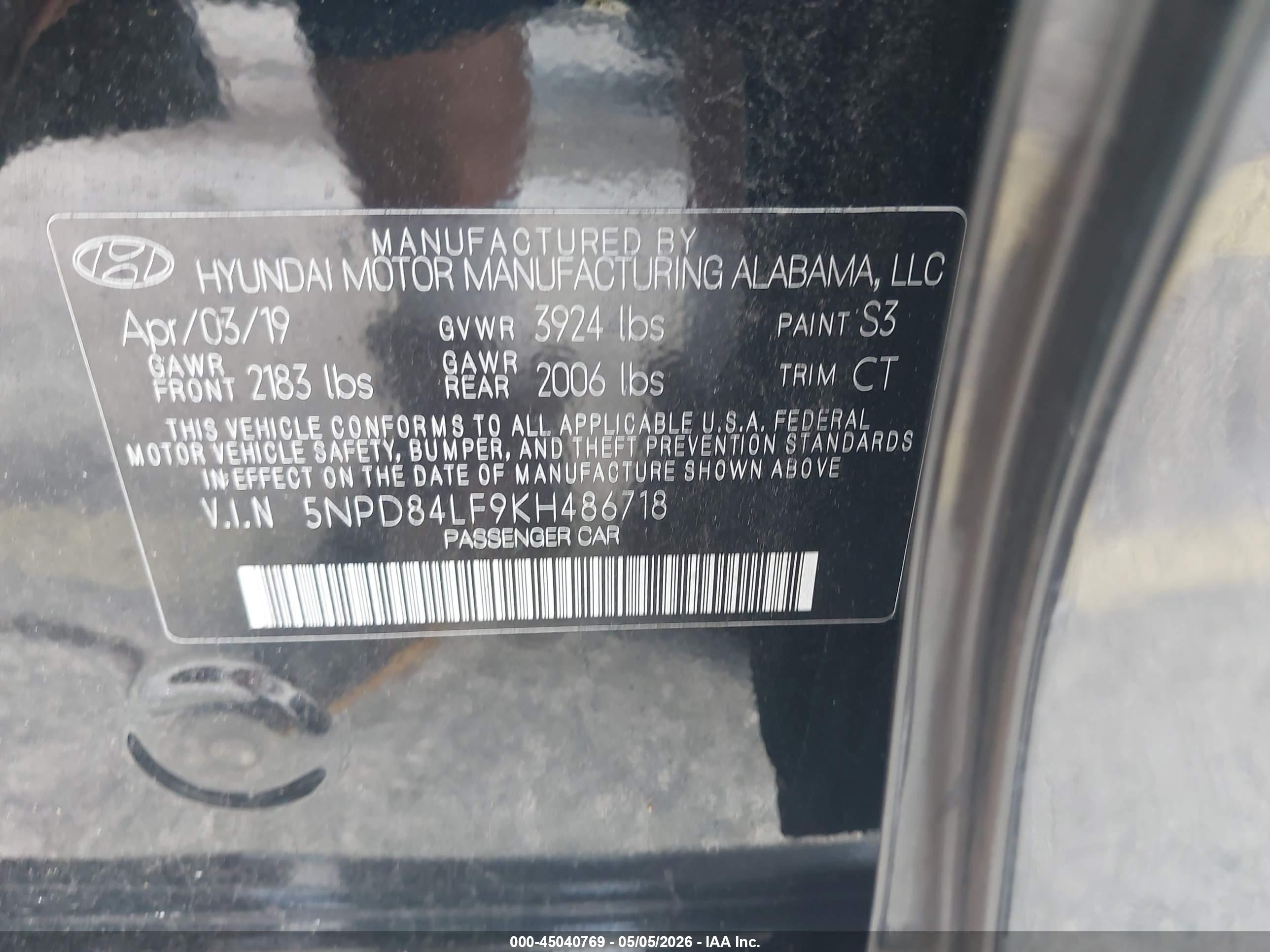HYUNDAI ELANTRA image 9