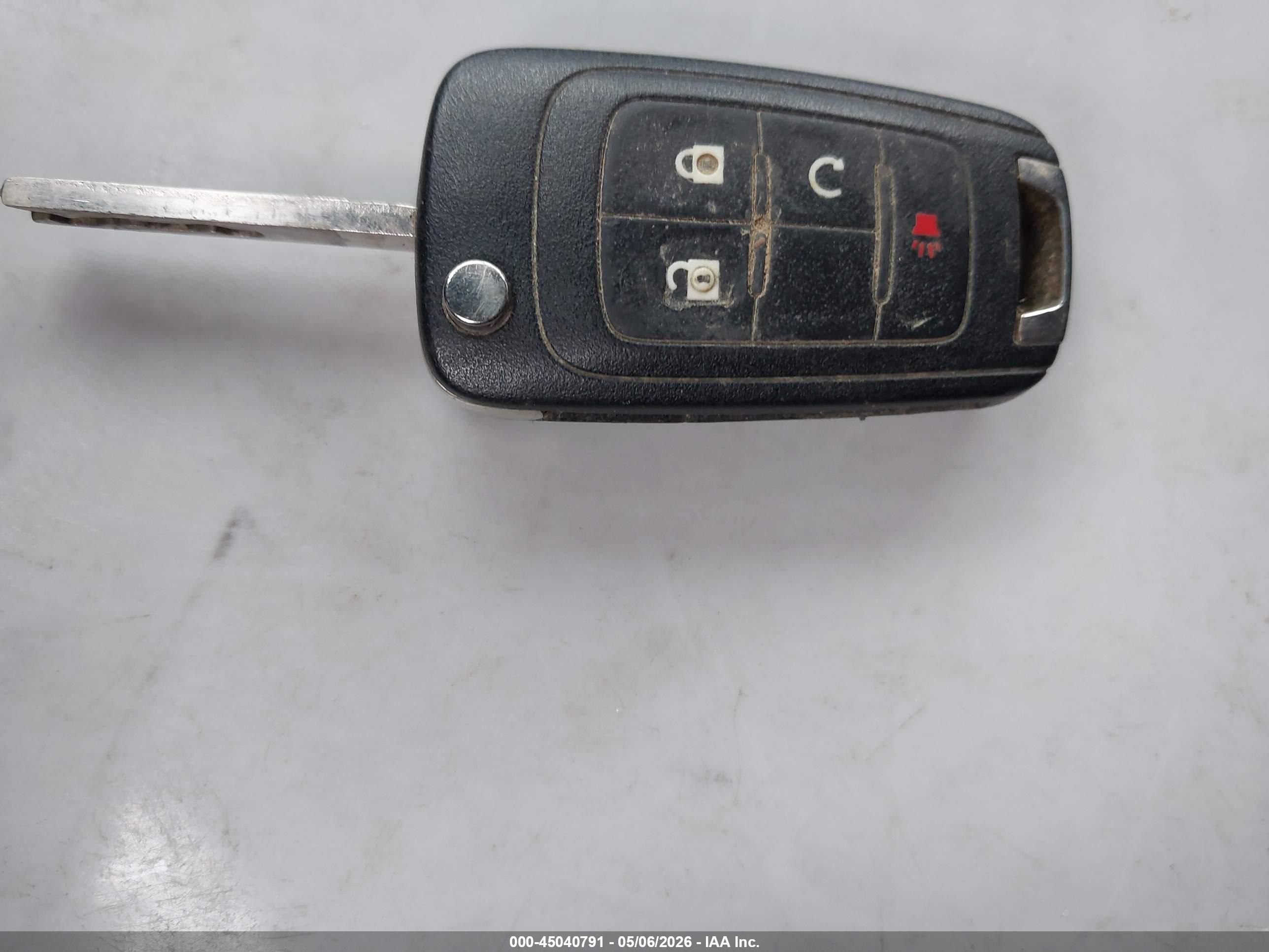 CHEVROLET EQUINOX image 11