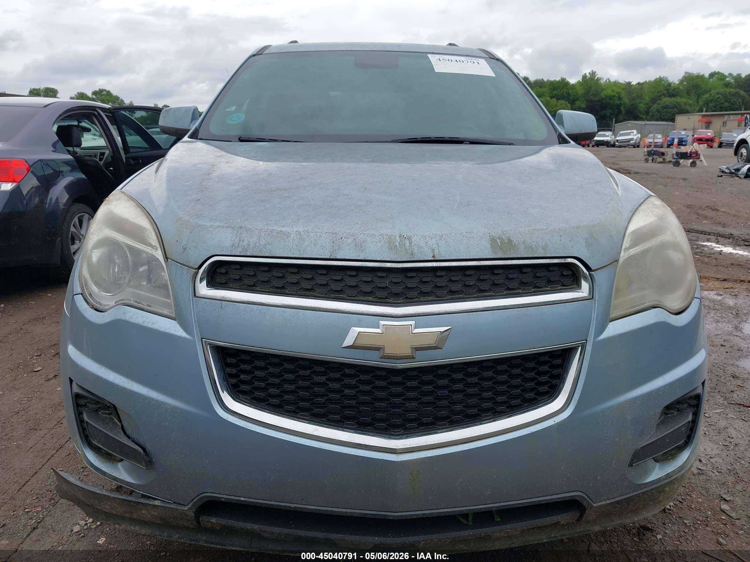 CHEVROLET EQUINOX image 6