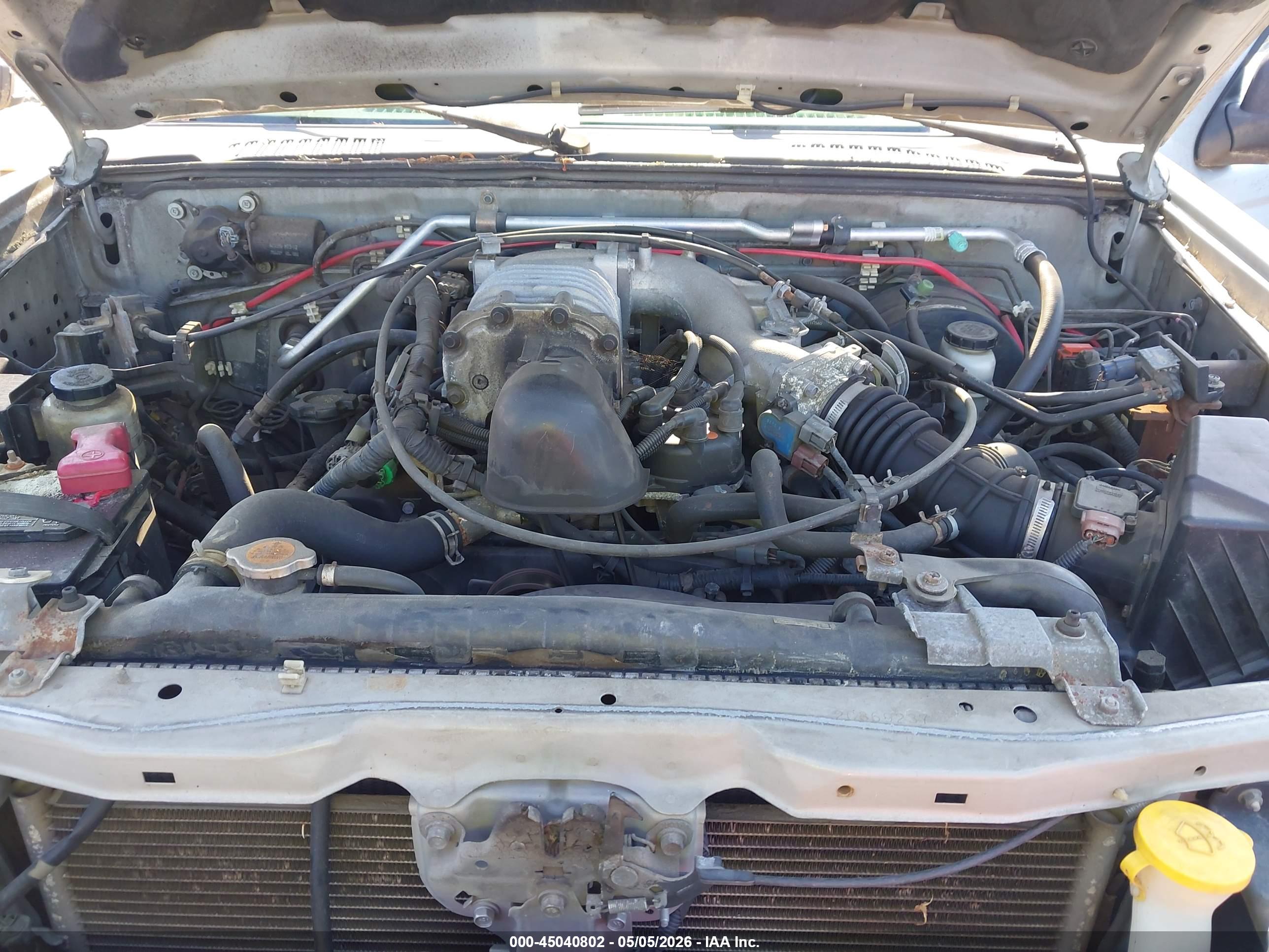 NISSAN FRONTIER image 10