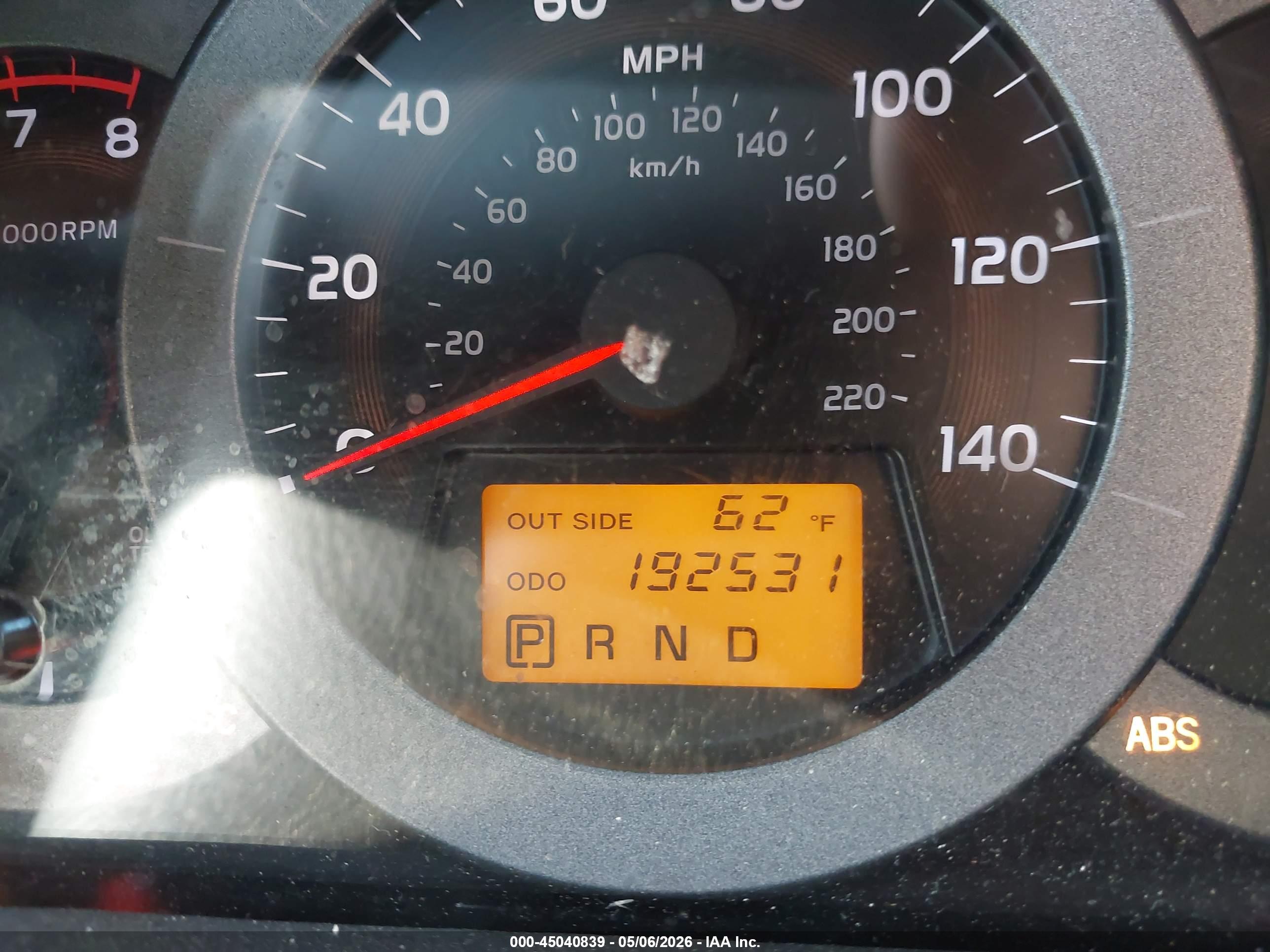 TOYOTA RAV4 image 7