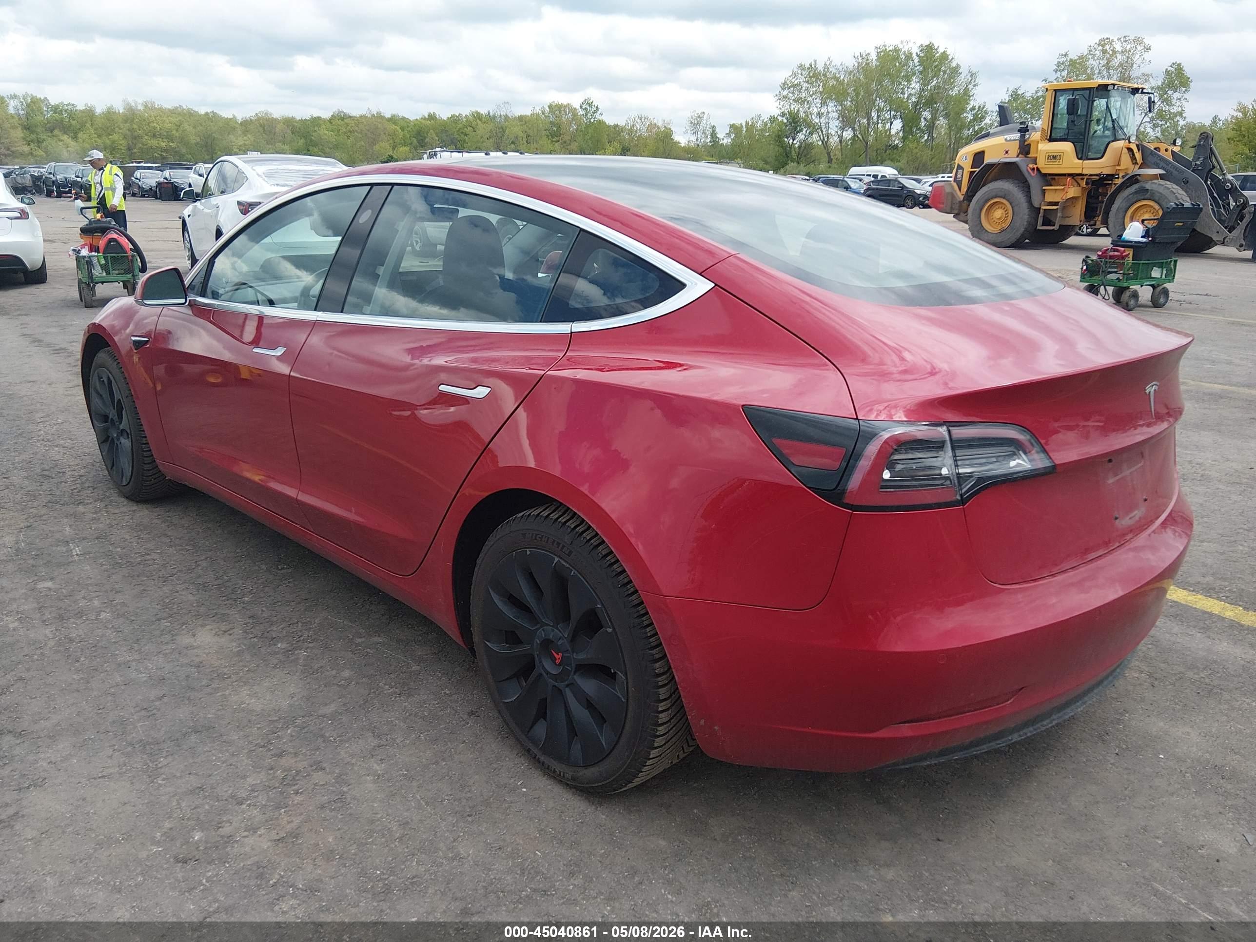 TESLA MODEL image 3