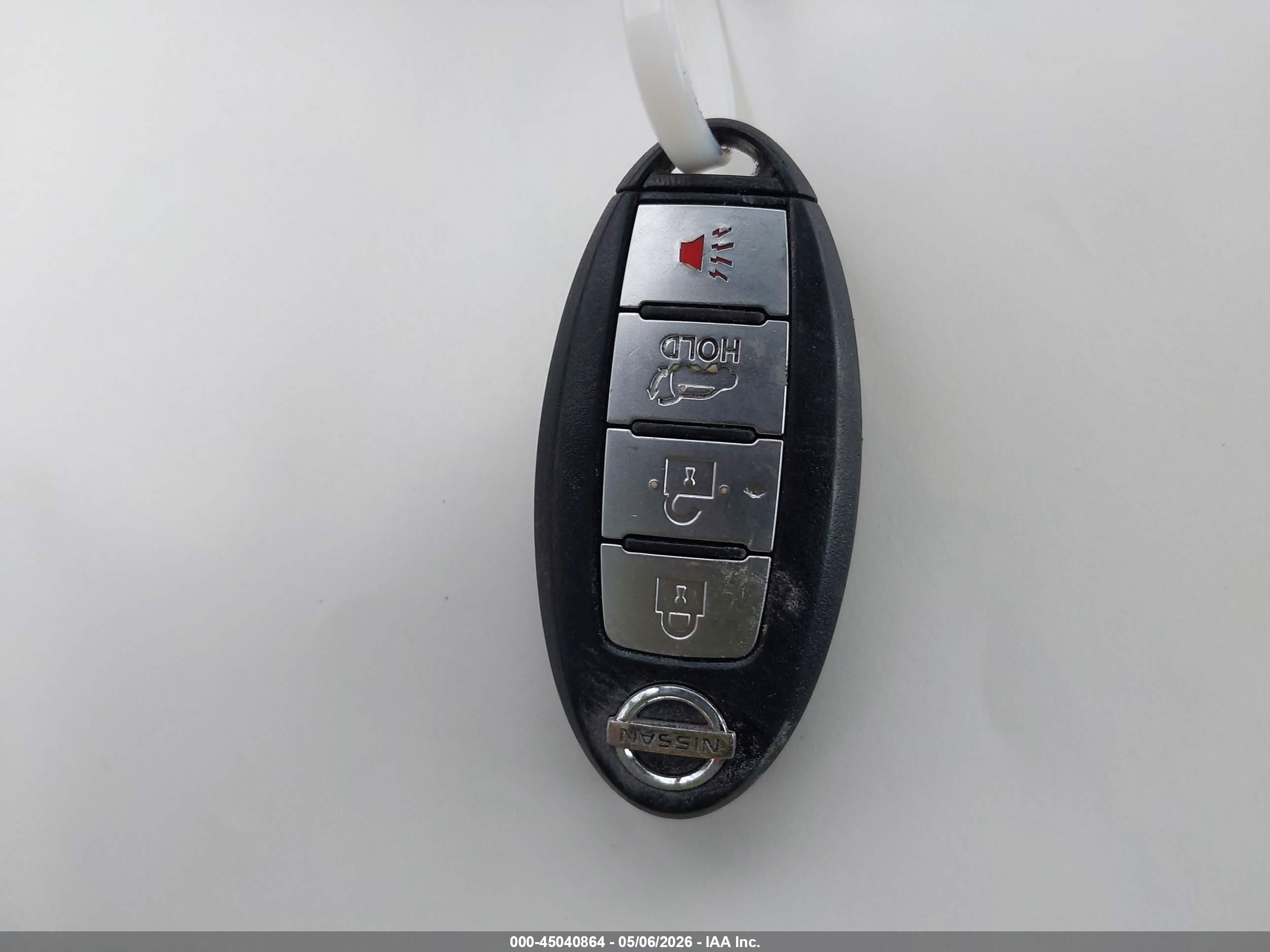 NISSAN ROGUE image 11