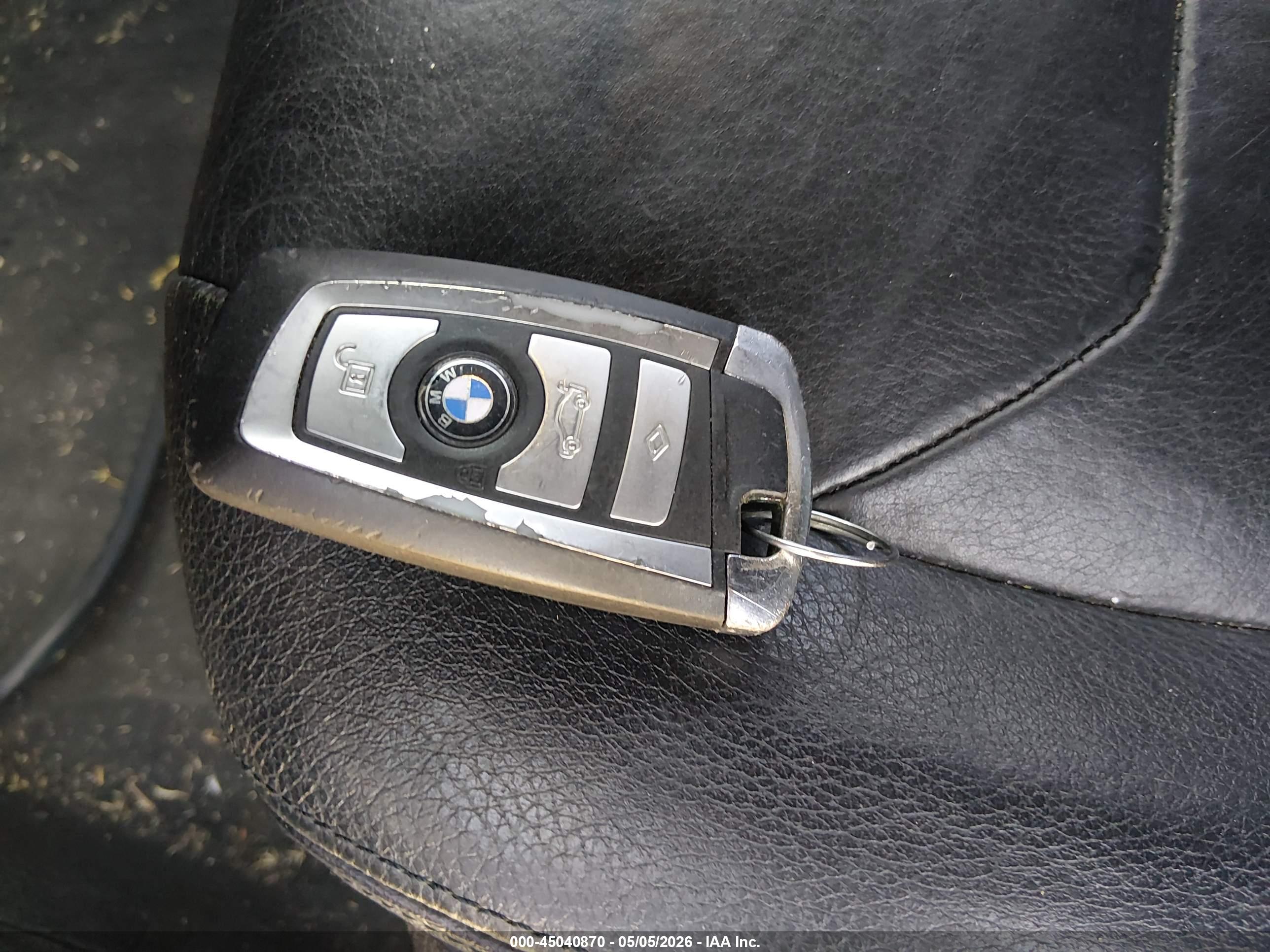 BMW 328I image 11