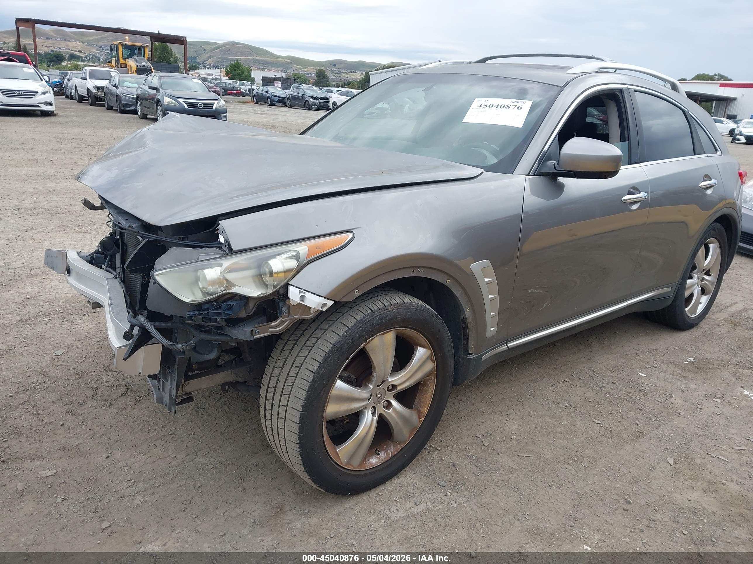 INFINITI FX35 image 2