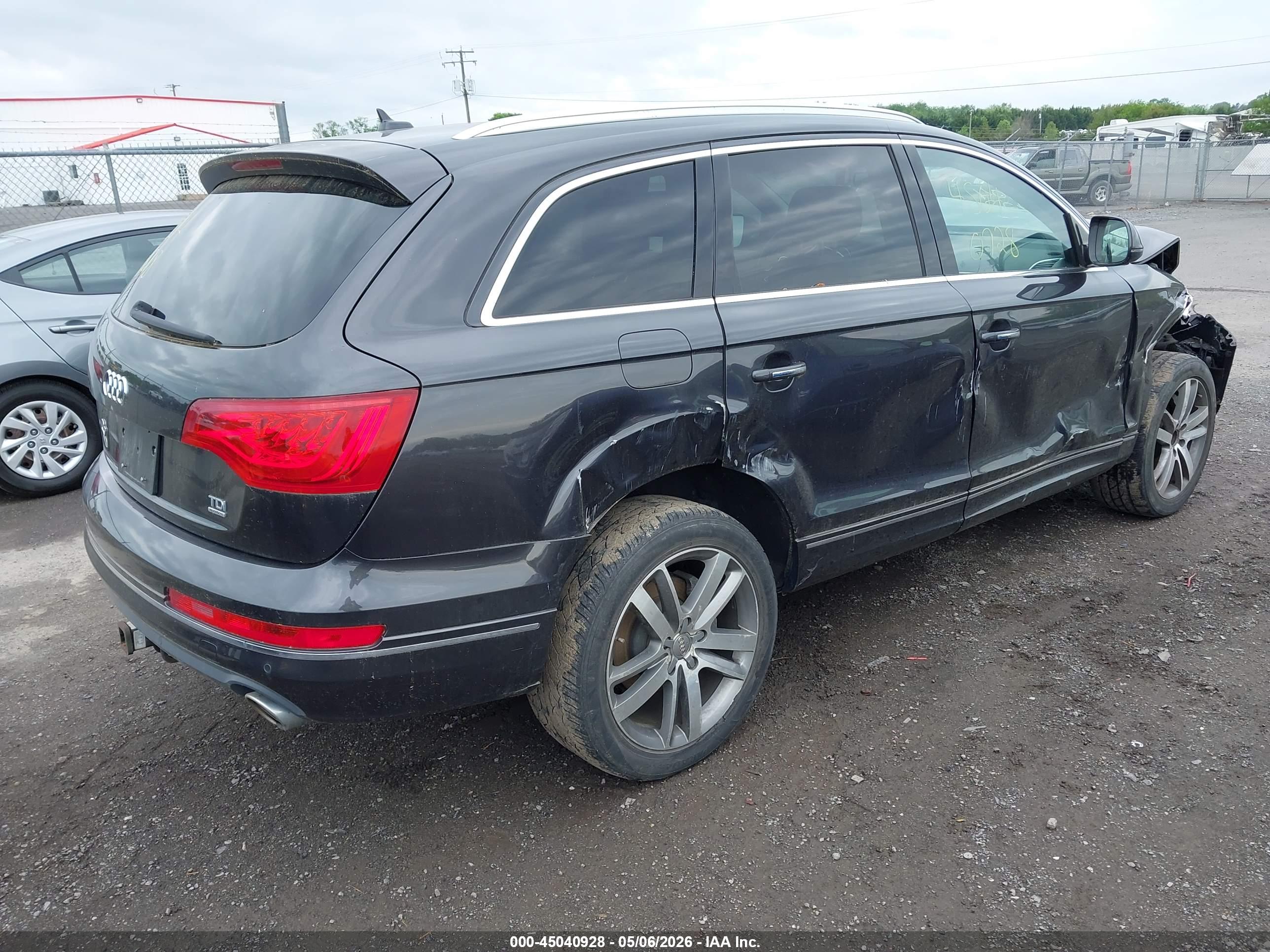 AUDI Q7 image 4